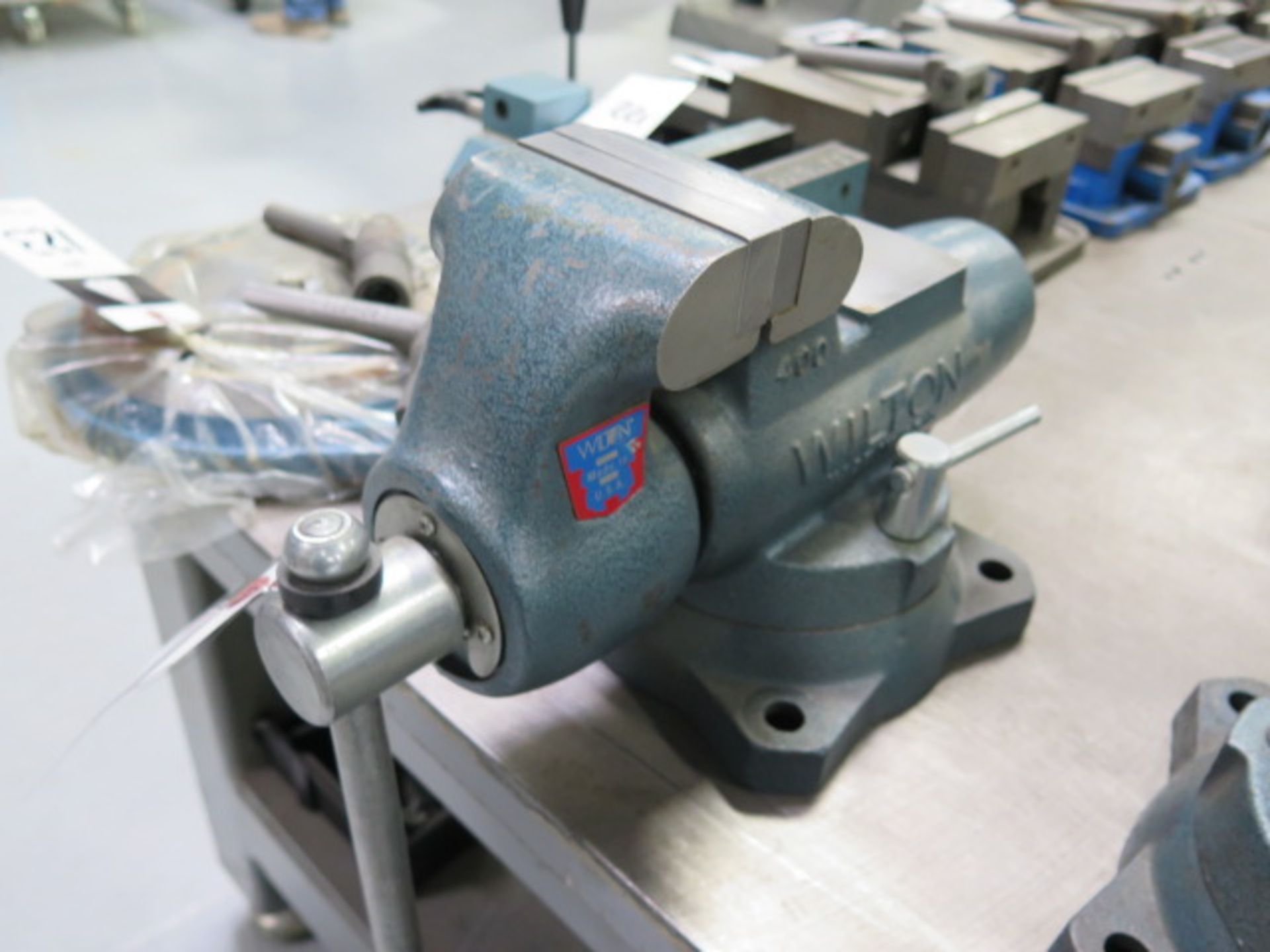 Wilton mdl. 400 4" Bench Vise (SOLD AS-IS - NO WARRANTY) - Image 2 of 6