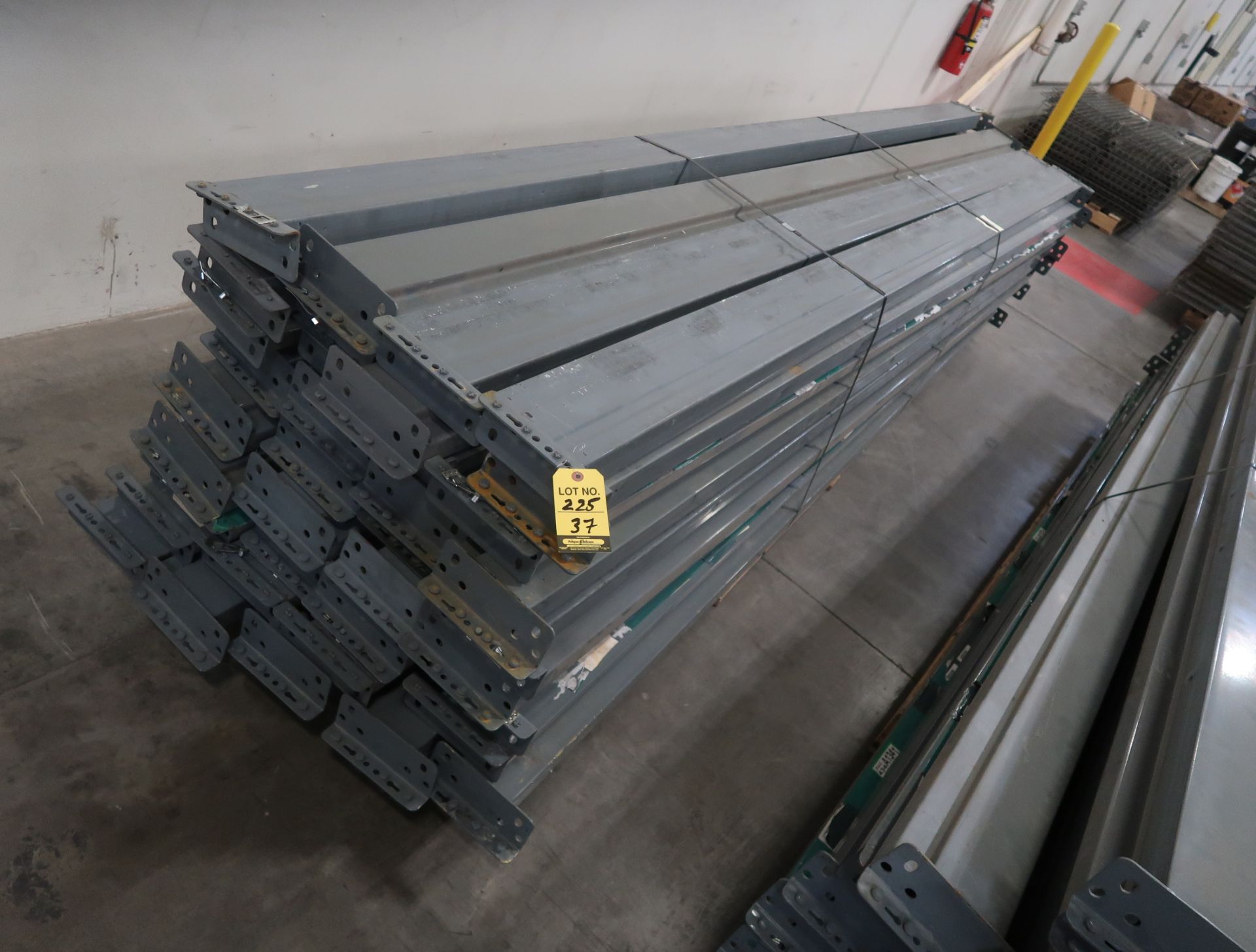 12' BEAMS. LOCATED AT: 121 S. 39TH AVE. SUITE 2, PHOENIX, AZ 85009. PICKUP TIMES FOR THESE LOTS IS