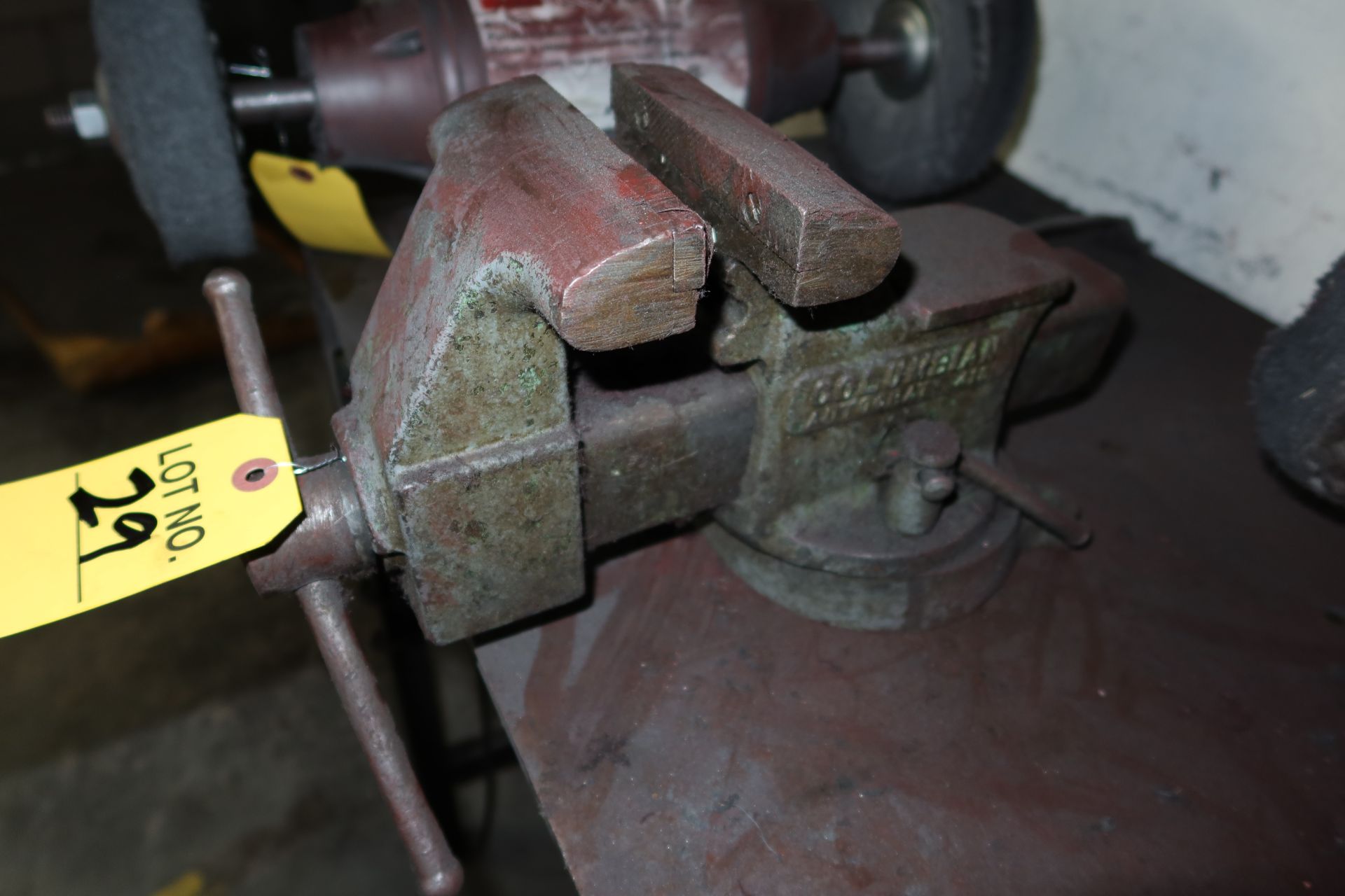 COLUMBIA 5" VISE - Image 2 of 2