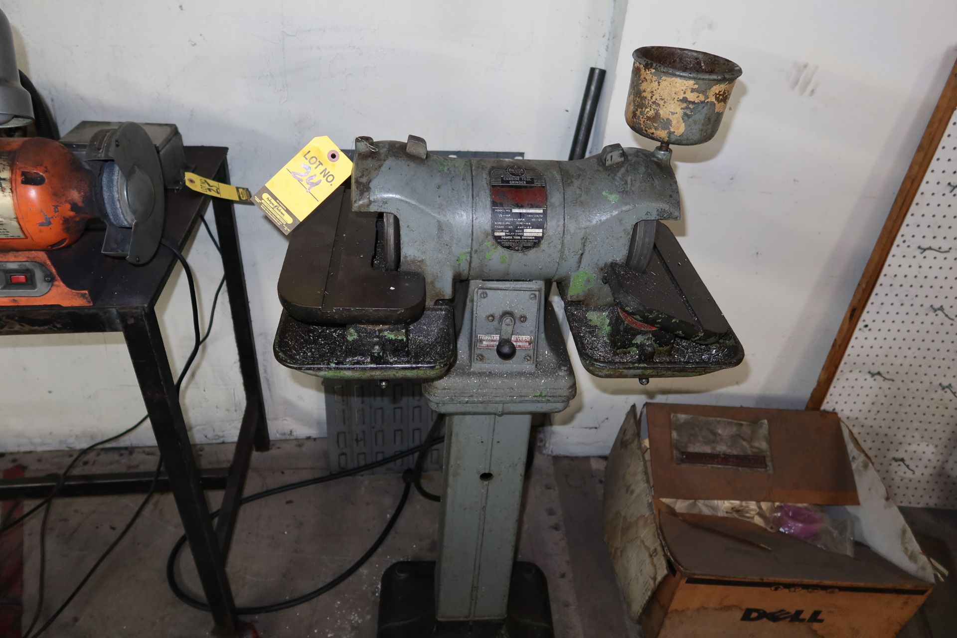 DELTA CARBIDE TOOL GRINDER