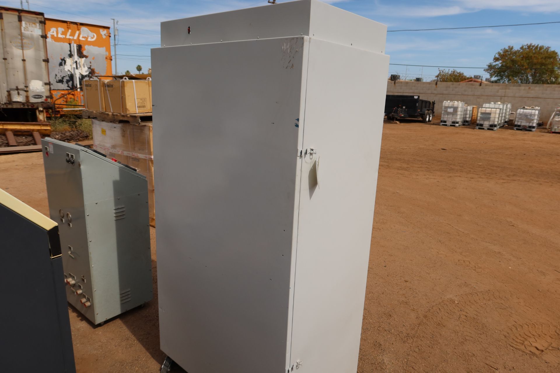 DRYING CABINET