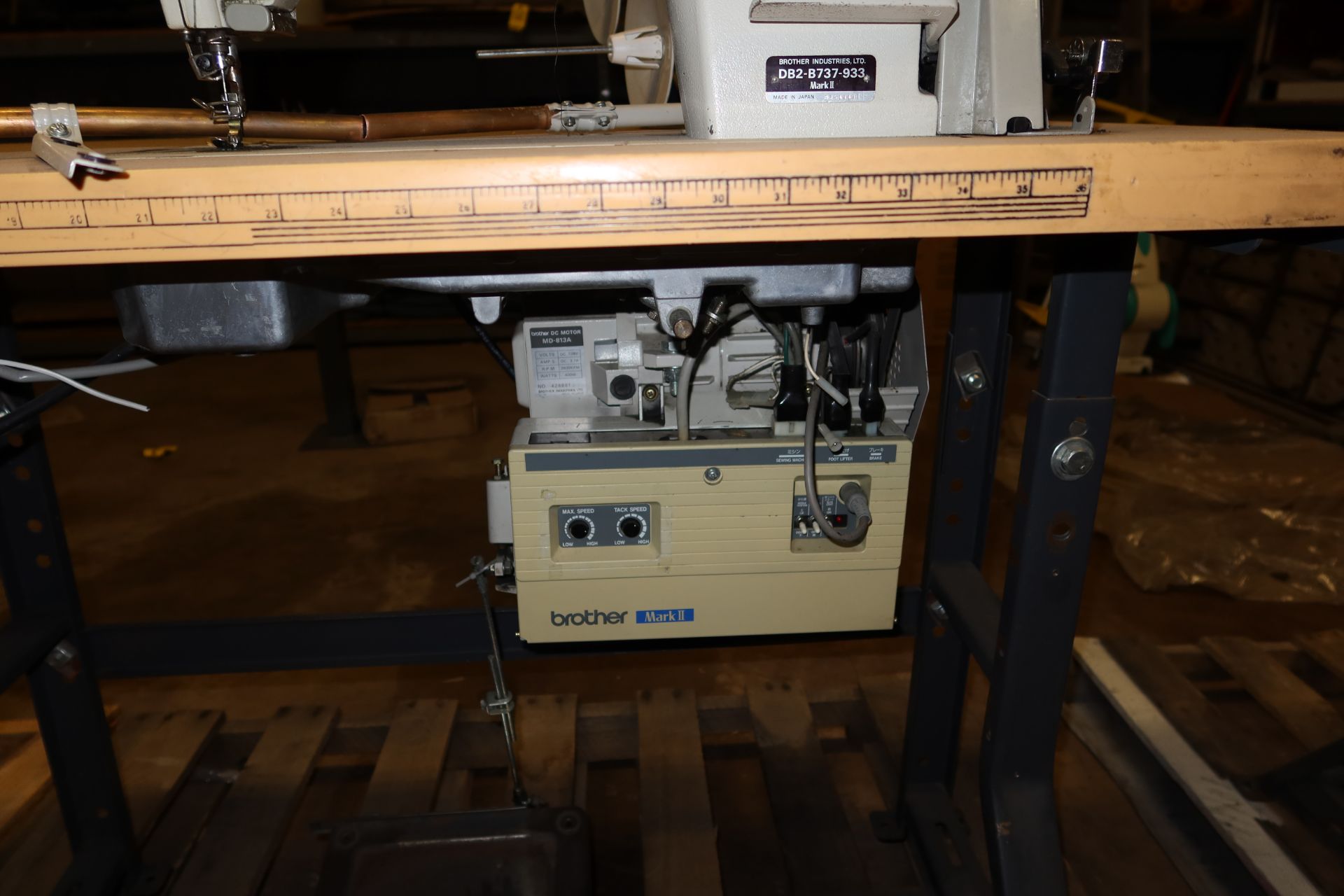 BROTHER EXEDRA INDUSTRIAL SEWING MACHINE E-40 - Image 2 of 4