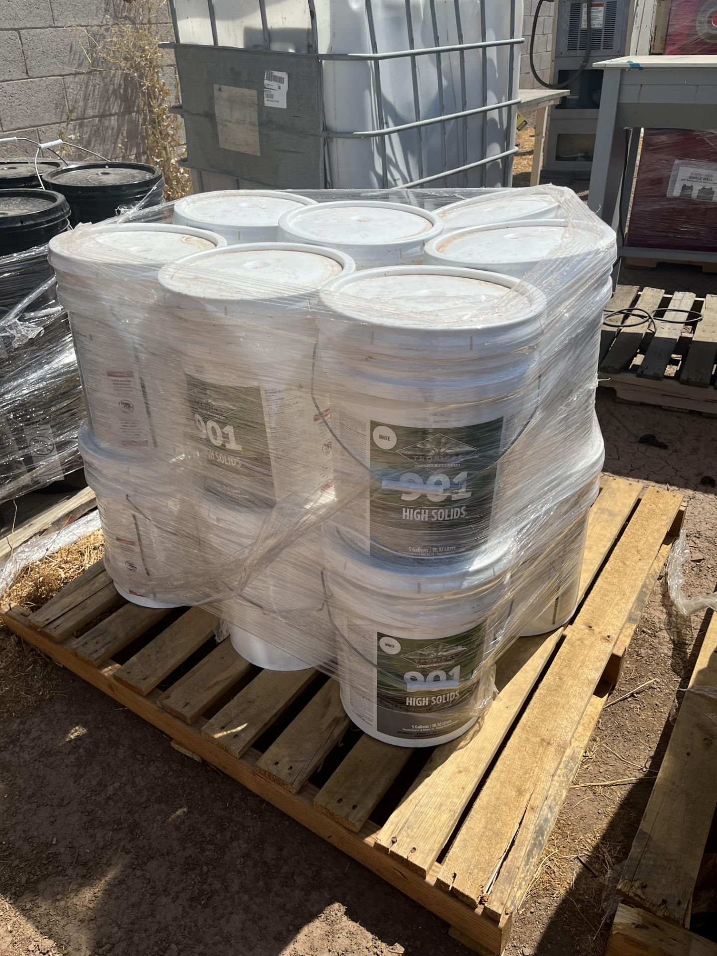 LOT PALLET OF TROPICAL ROOFING PRODUCTS 901 HIGH SOLIDS ELASTOMERIC ROOF COATING, 5 GAL BUCKETS