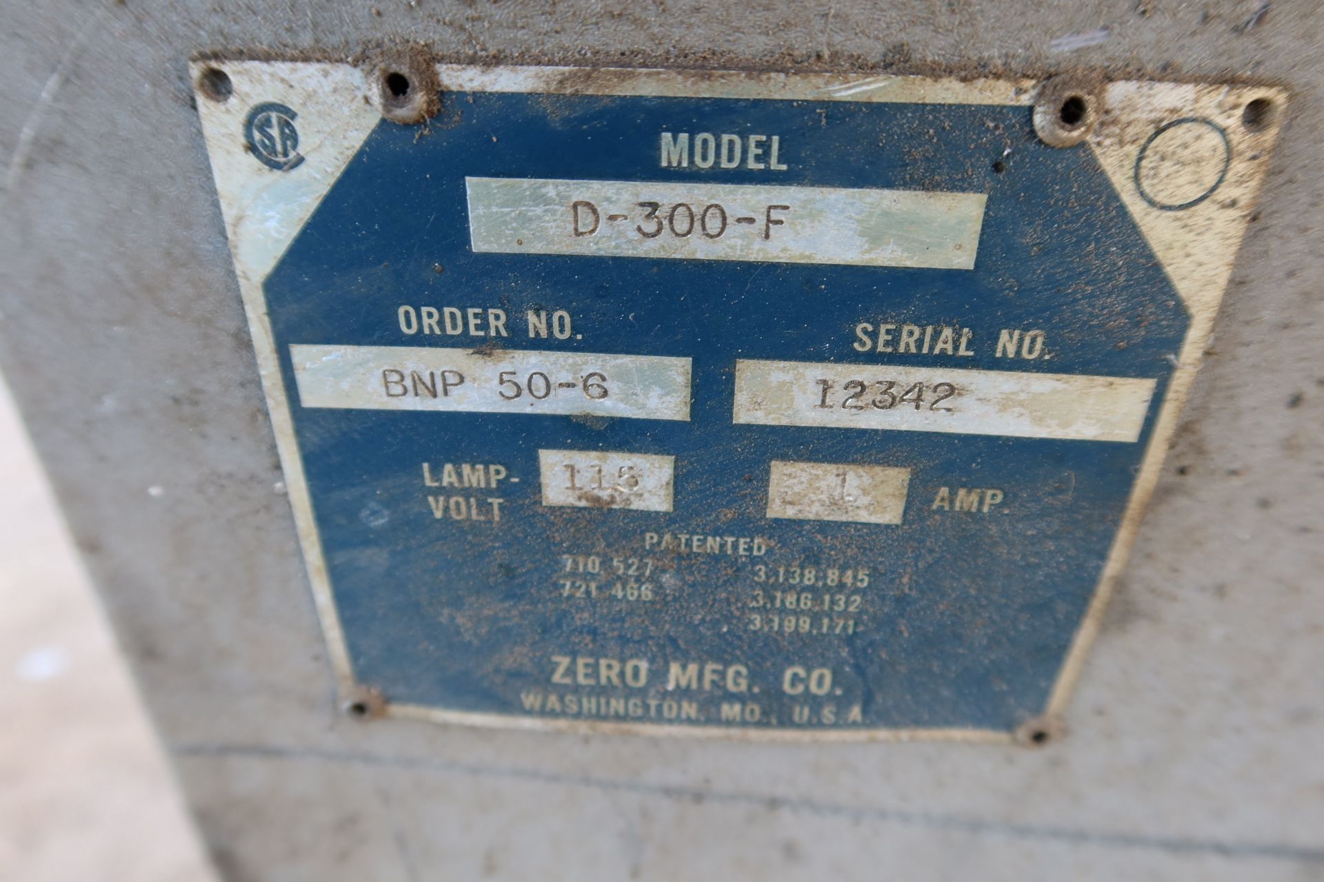 ZERO BLAST-N-PEEN CABINET MDL. D-300-F W/DUST COLLECTOR - Image 2 of 4