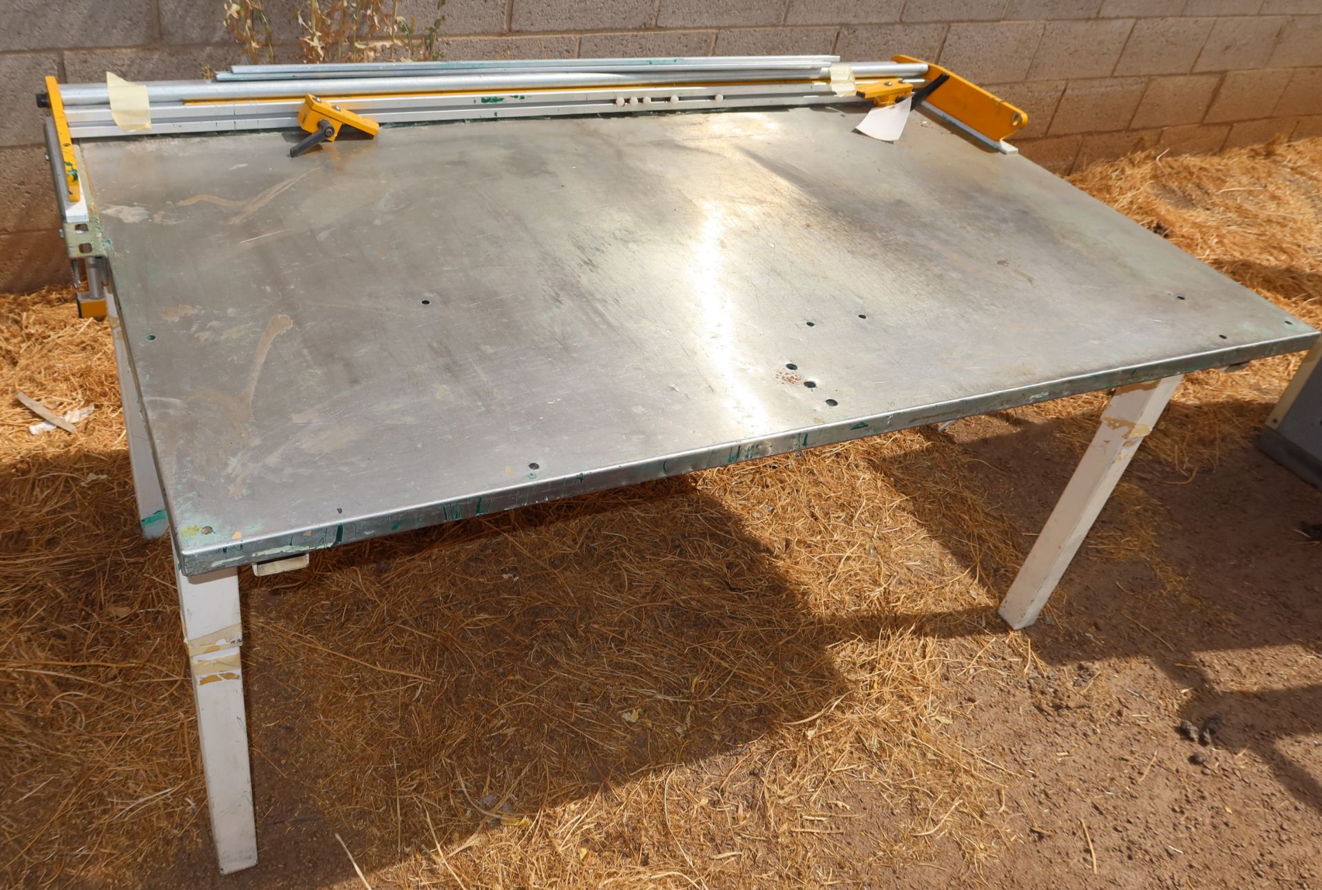 5' X 2.5' TABLE W/SHUR-LOC FABRIC RETENSION SYSTEM