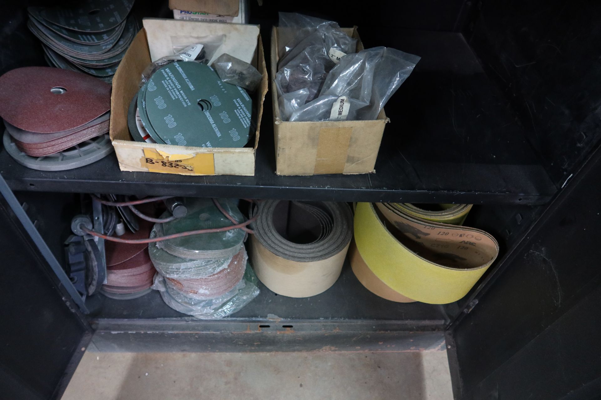 LOT SUPPLY CABINET W/CONTENTS, LARGE QTY. ABRASSIVES, BELTS, DISCS, ETC. - Image 2 of 3