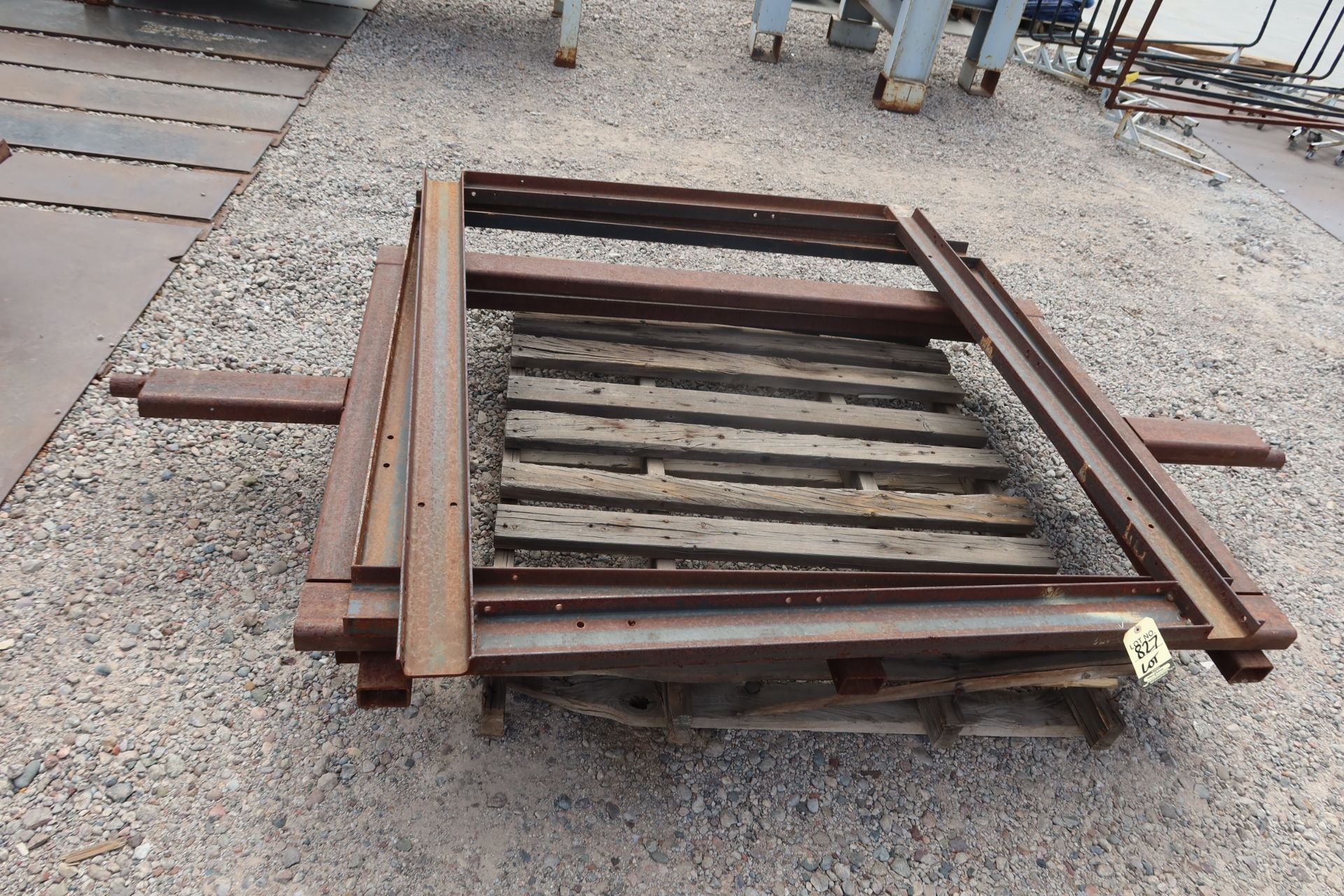 LOT WELDING JIG TABLES/FRAMES