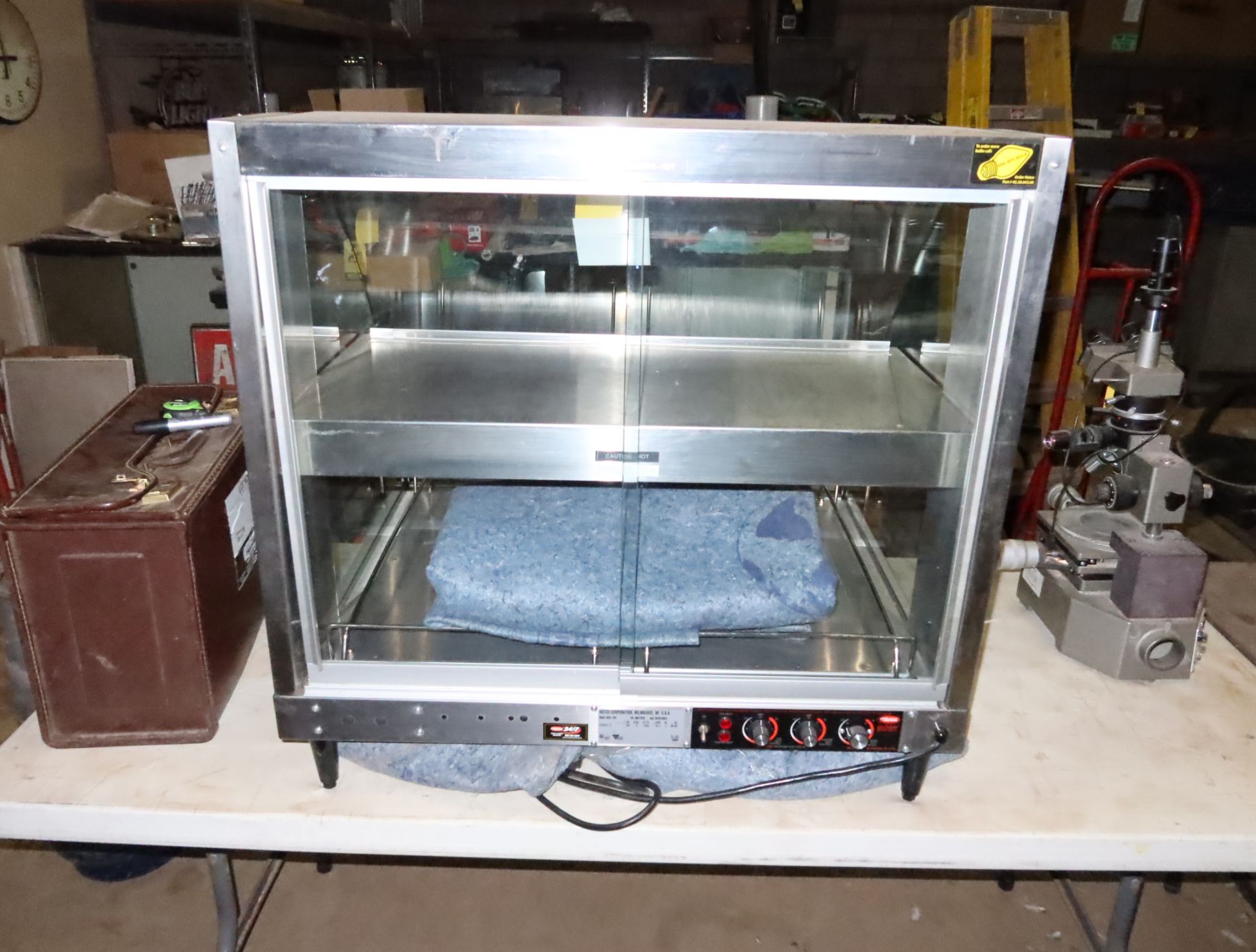 HATCO FOOD WARMER & DISPLAY CASE MDL. GRCD-2PD, 120V