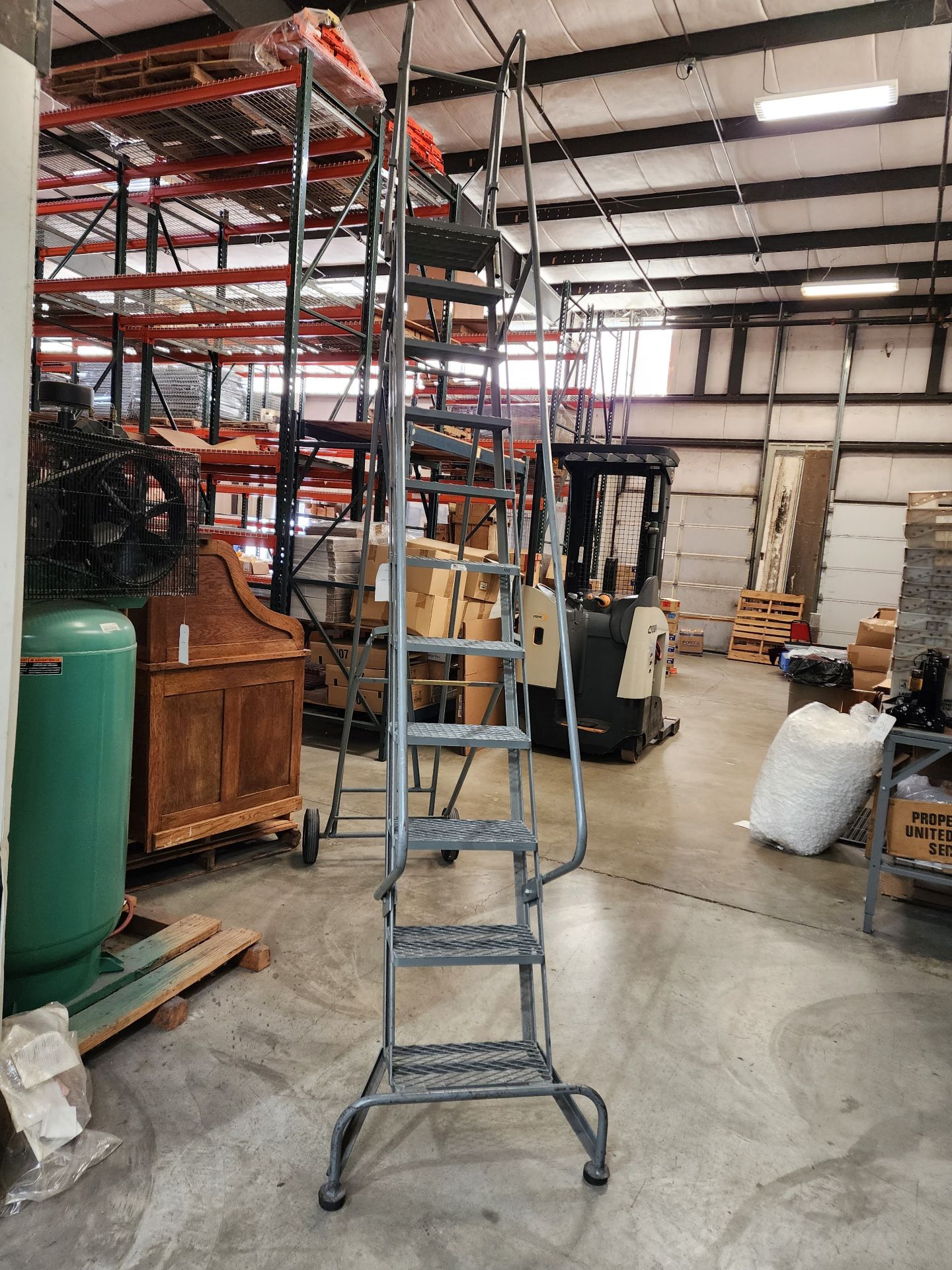 Cotterman 11-Step Warehouse Ladder - Image 2 of 3