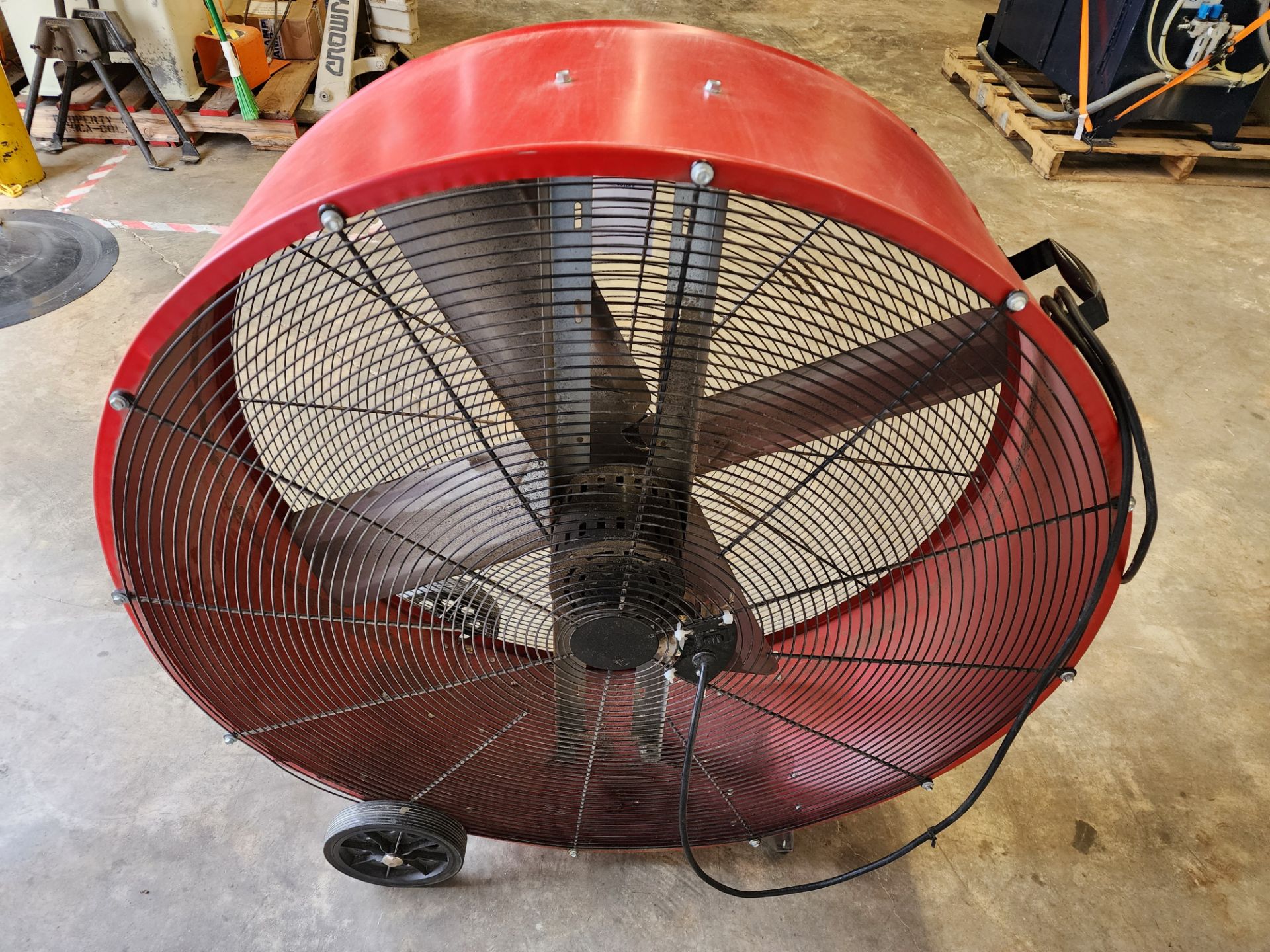 Maxx Air Model BF36DD 36" 2-Speed Industrial Floor Fan - Image 2 of 5