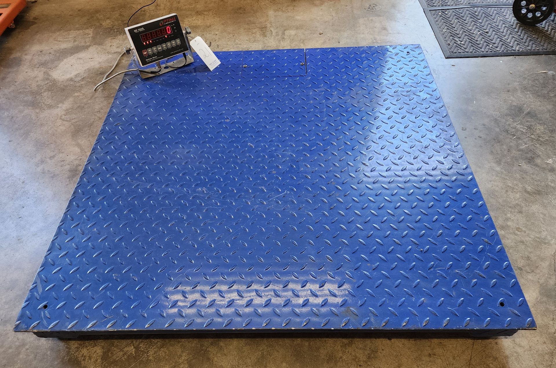 Locosc Precision Technology 4'x4' Floor Scale, 5,000-Lb Capacity w/LED Display