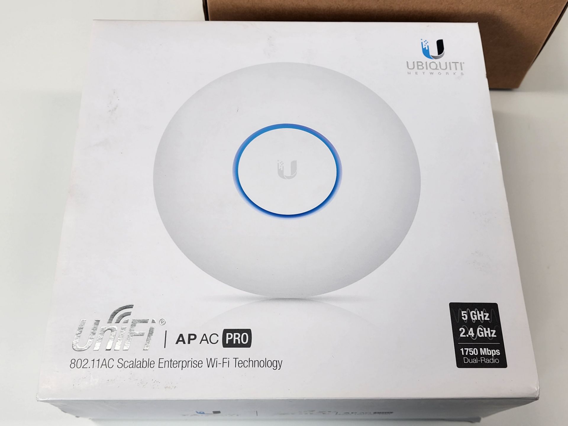 Ubiquiti UniFi Model UAP-AC-Pro Dual Band Access Point, 2.4 GHz & 5 GHz Bands, w/Ceiling & Wall