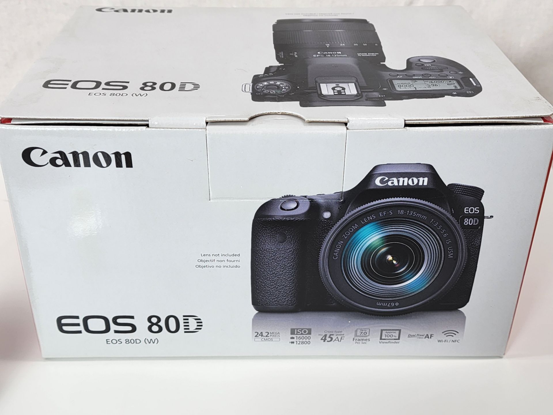 Canon Model EOS 80D (W) DSLR Camera Body, 24.2 Mega Pixel, Dual Pixel CMOS AF, Cross-Type Zmac 45- - Image 7 of 14
