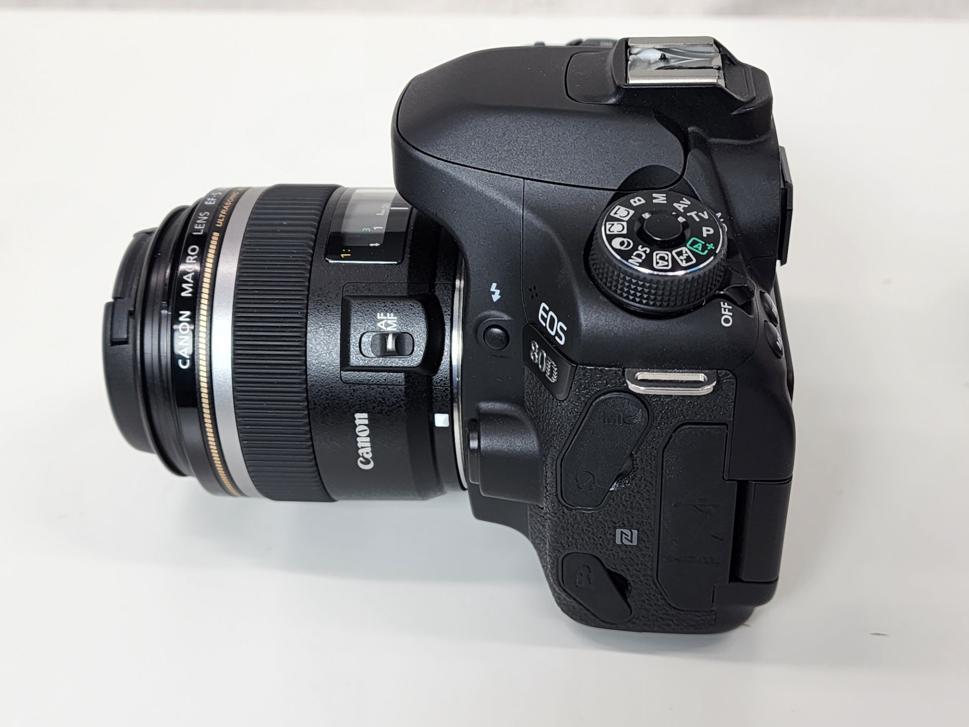 Canon Model EOS 80D (W) DSLR Camera Body, 24.2 Mega Pixel, Dual Pixel CMOS AF, Cross-Type Zmac 45- - Image 5 of 14