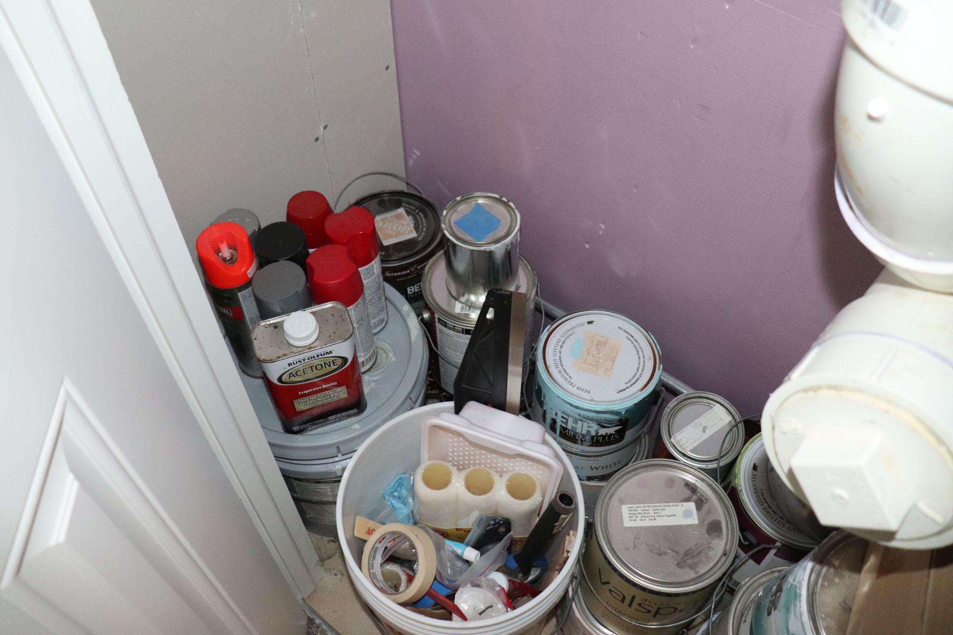Paint and paint supplies - Image 2 of 2