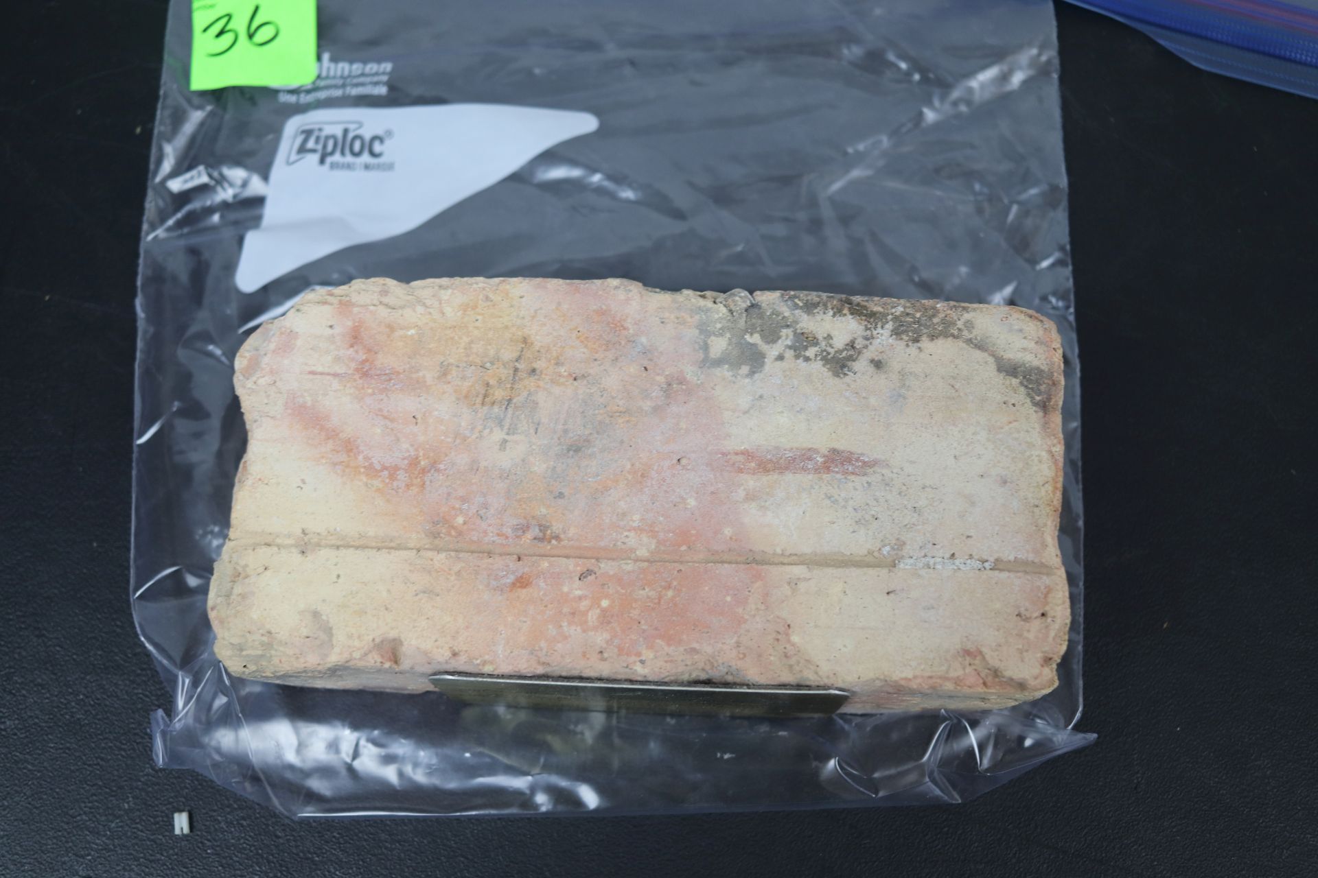 Genuine brick from the Chicago Stadium, Chicago, Illinois, authenticity guaranteed by Chicago Stadiu - Image 2 of 2