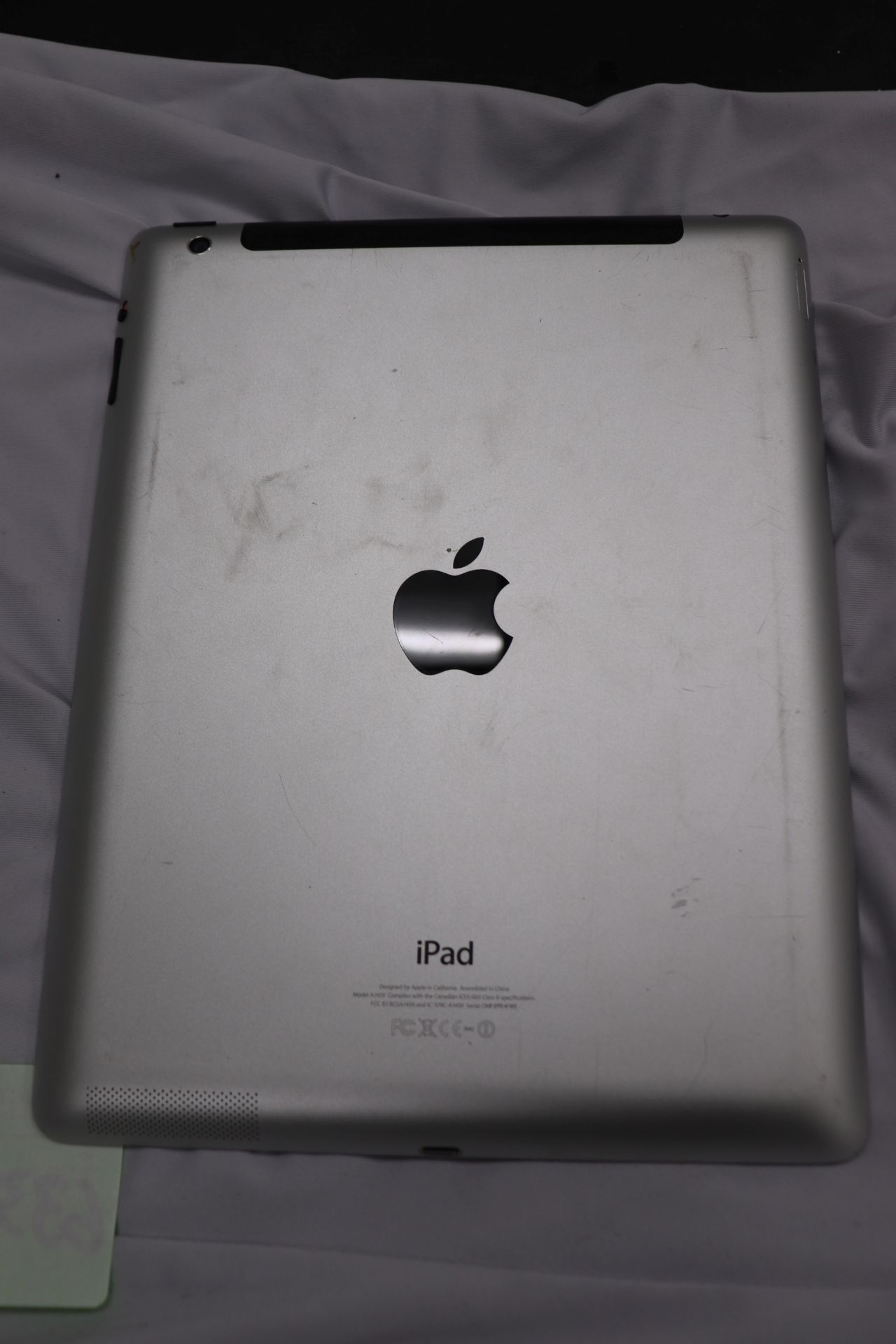 Apple iPad, model A1459 - Image 3 of 4