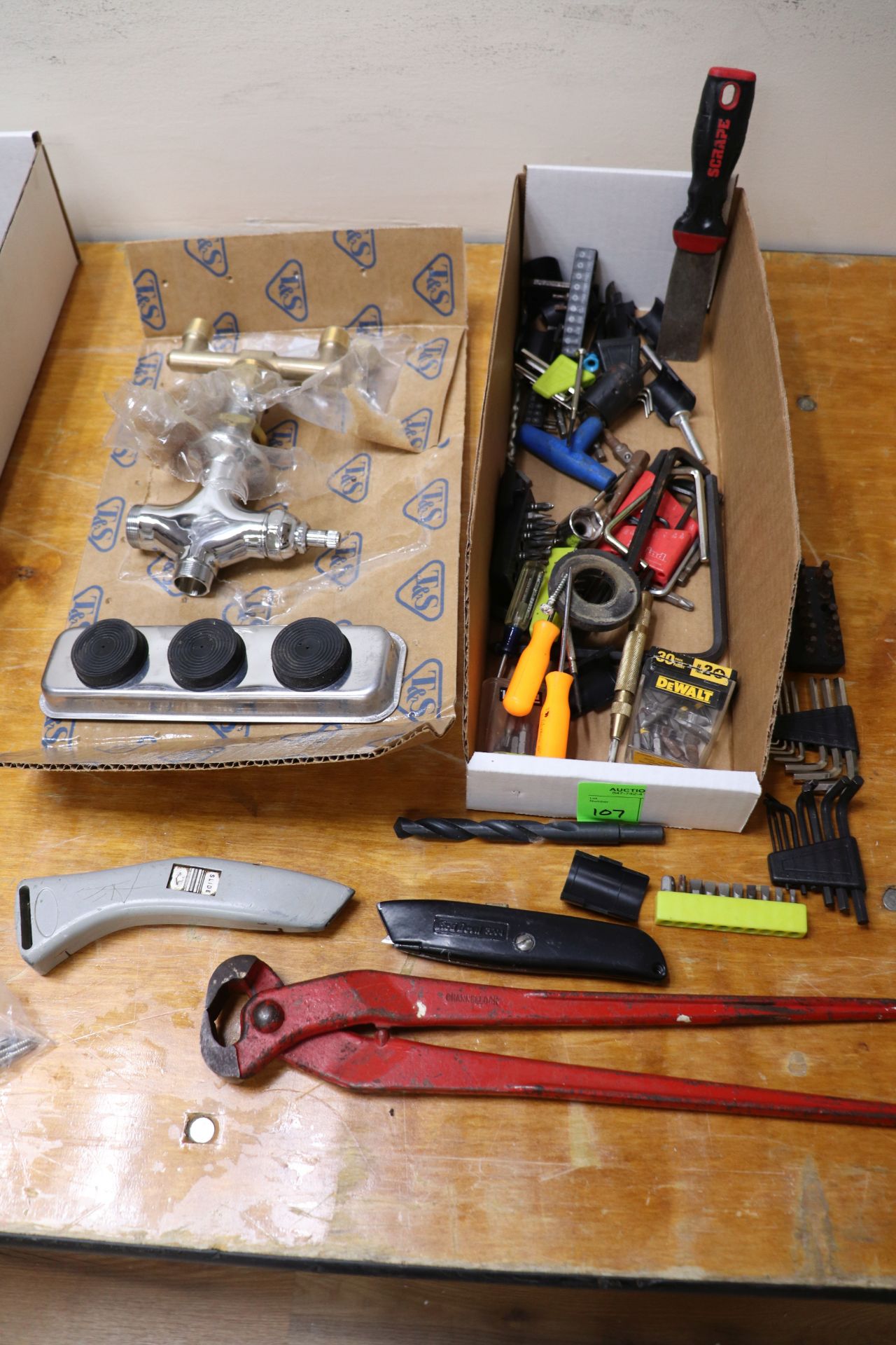 Miscellaneous hand tools and driver bits