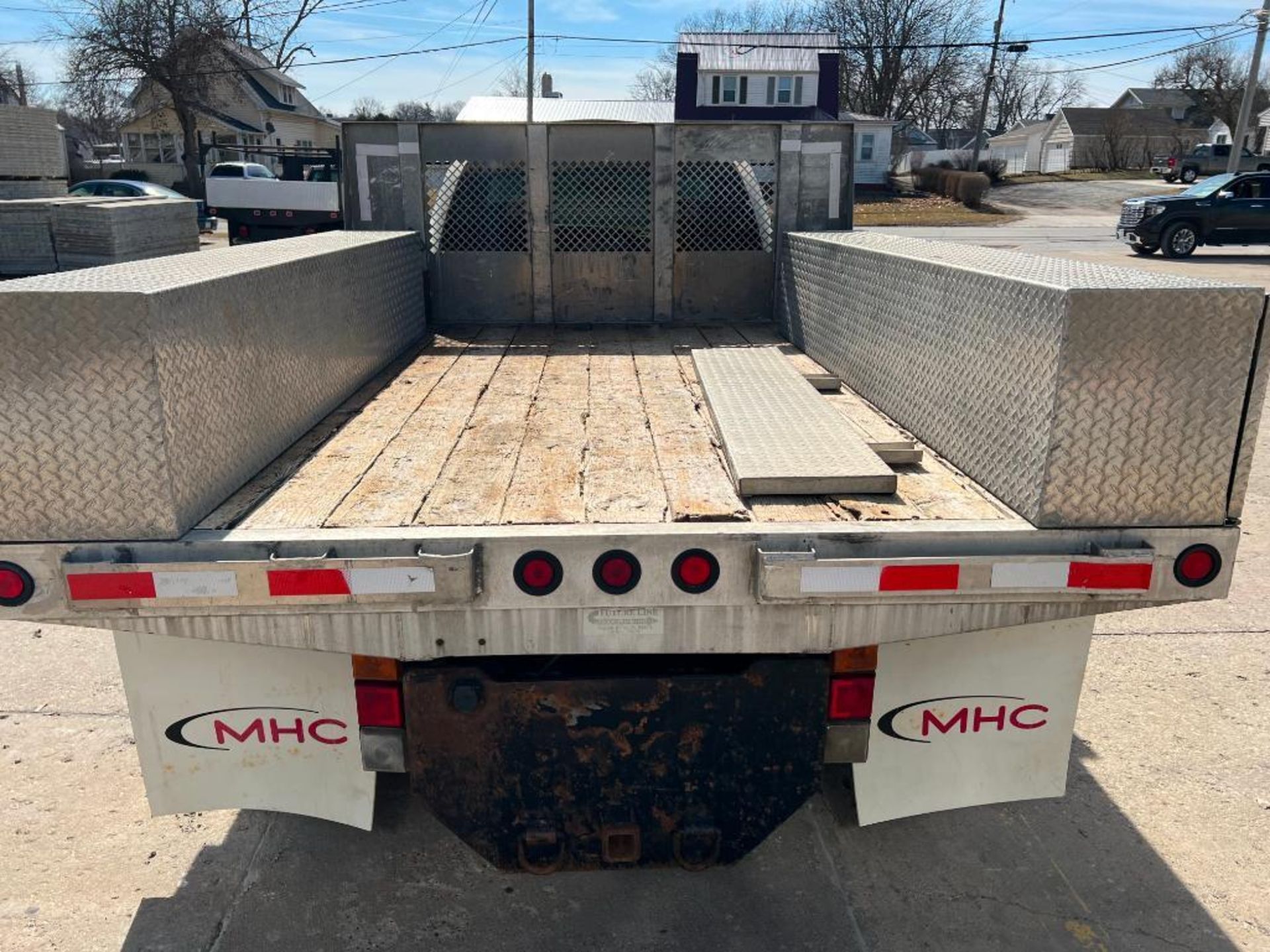 2003 GMC 3500 4 x 4 Dually Work Truck, VIN #1GDJK34133E236938, Miles 203,630, Rebuilt Automatic Tran - Image 19 of 22