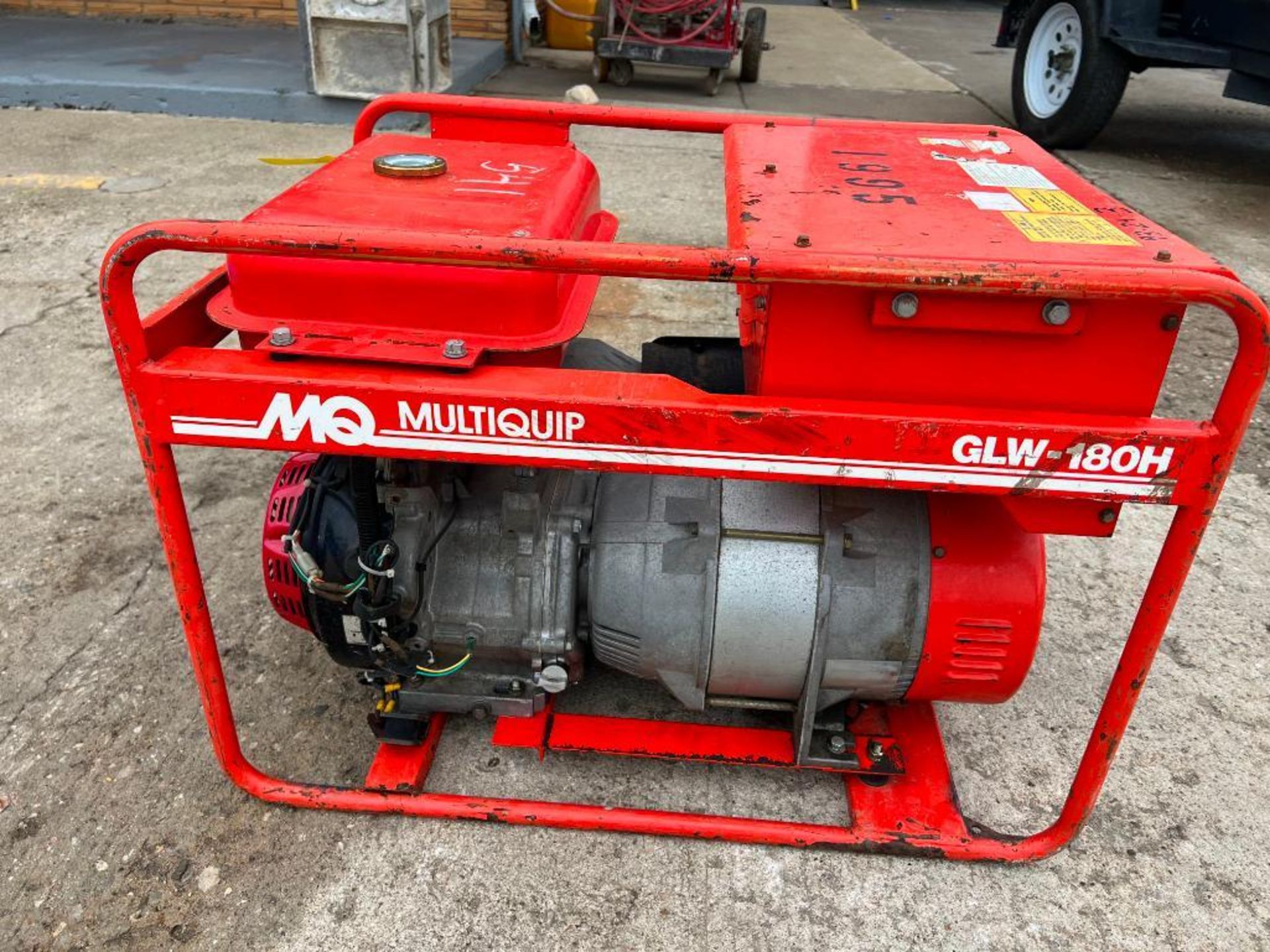 Multiquip GLW-180H DE Welder/AC Generator, Serial #4762957, Honda GX340 11 HP Engine. Located in Mt.