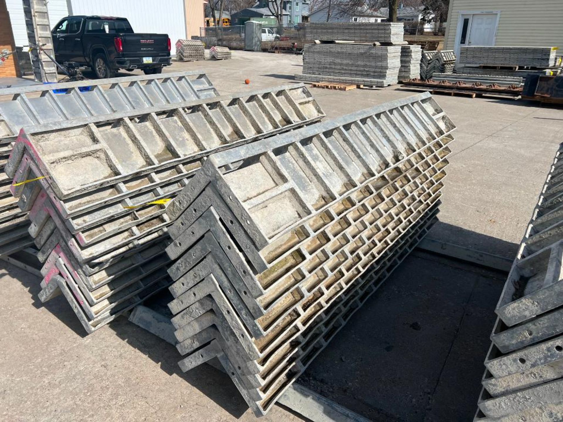 (10) 11 3/4" x 11 3/4" x 8' Wrap Smooth Wall Ties Aluminum Concrete Forms, 8" Hole Pattern. Located - Image 2 of 2
