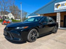 2022 Toyota Camry SE 4 Door Sedan, 9,618 Miles, Vin #4T1G11AK3NU649157, Automatic Transmission, 2.5