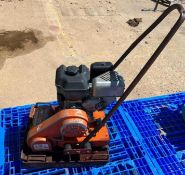 Multiquip Mikasa Sangyo MVC-90H Plate Compactor, Serial #F 3540, Output 5.5 PS, Briggs & Stratton En