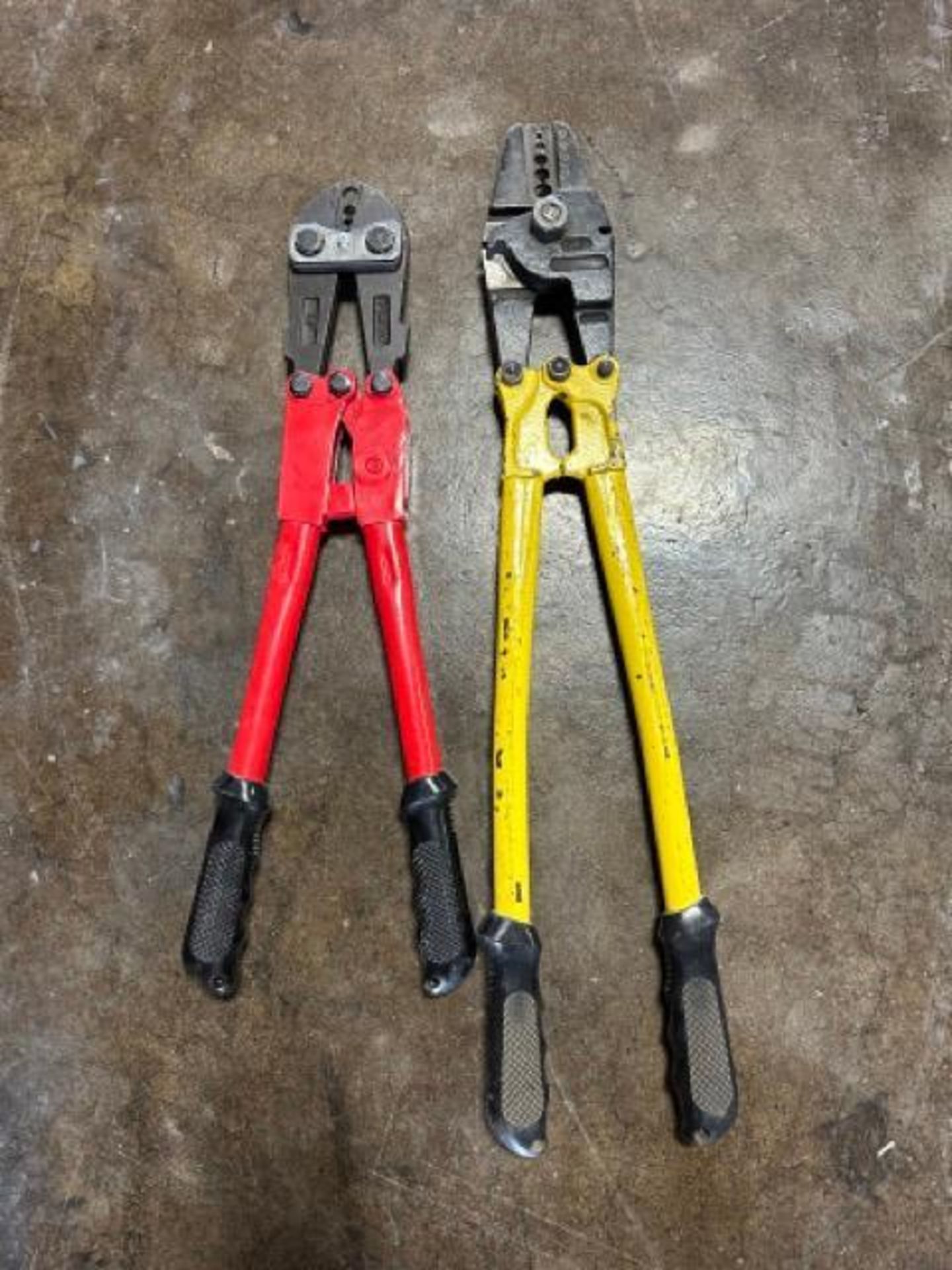 (1) 24" cable cutters, (1) 18" cable cutters