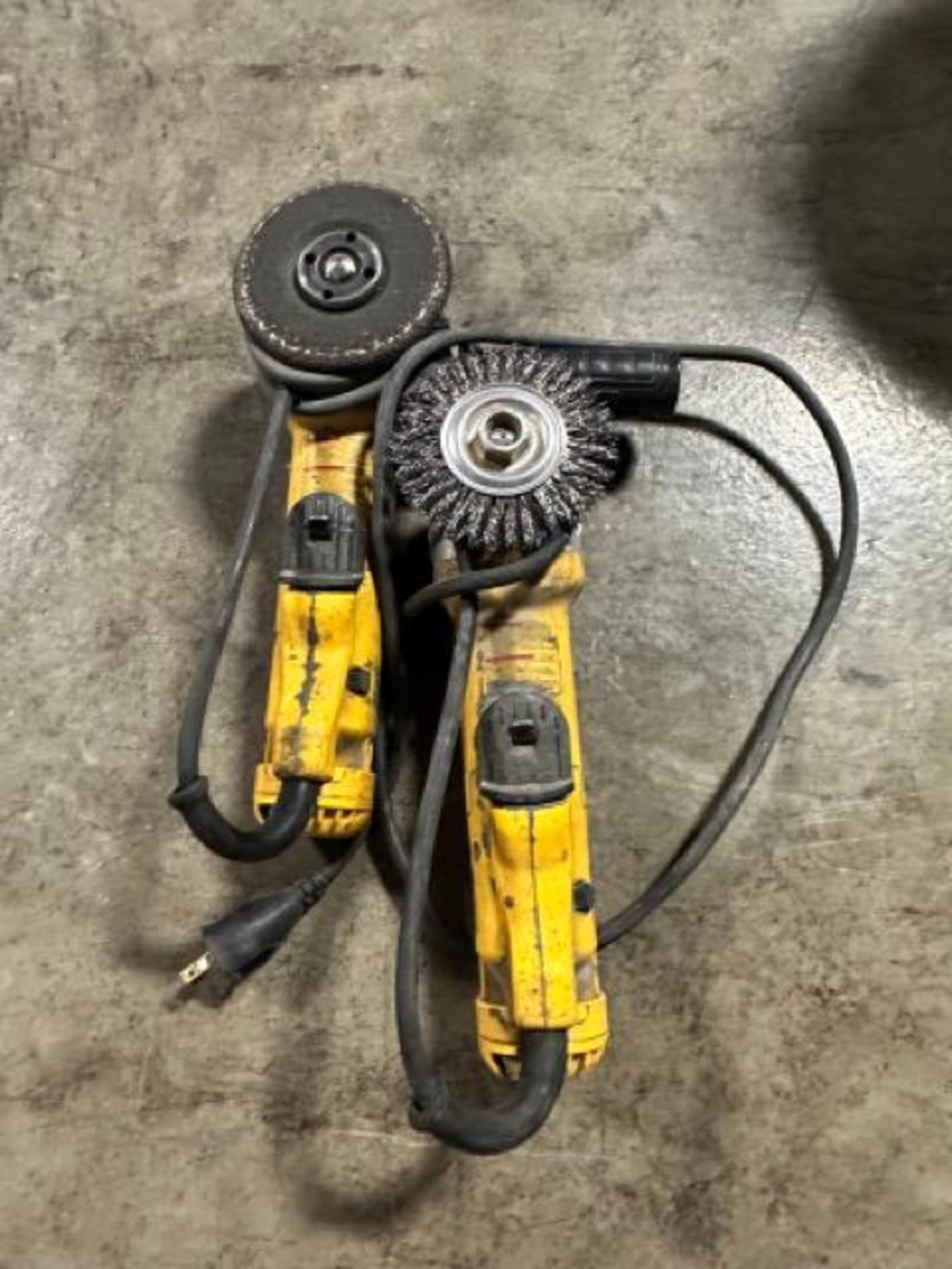 (2) DeWalt DWE402 4-1/2" angle grinder - Image 2 of 3