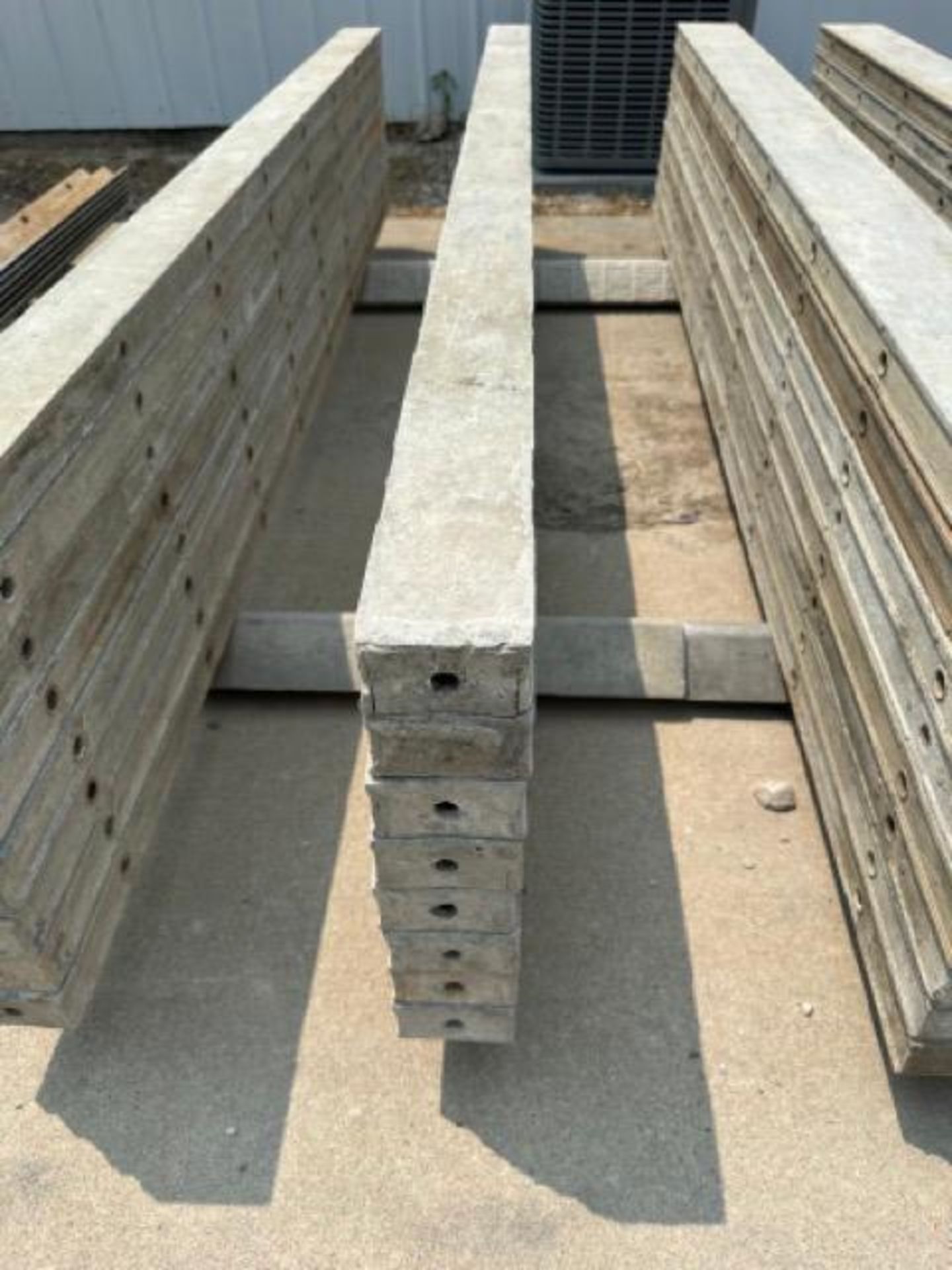 (8) 4" x 8' Wall-Ties aluminum concrete forms, smooth, 6-12 hole pattern