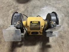 DeWalt DW758 8" bench grinder