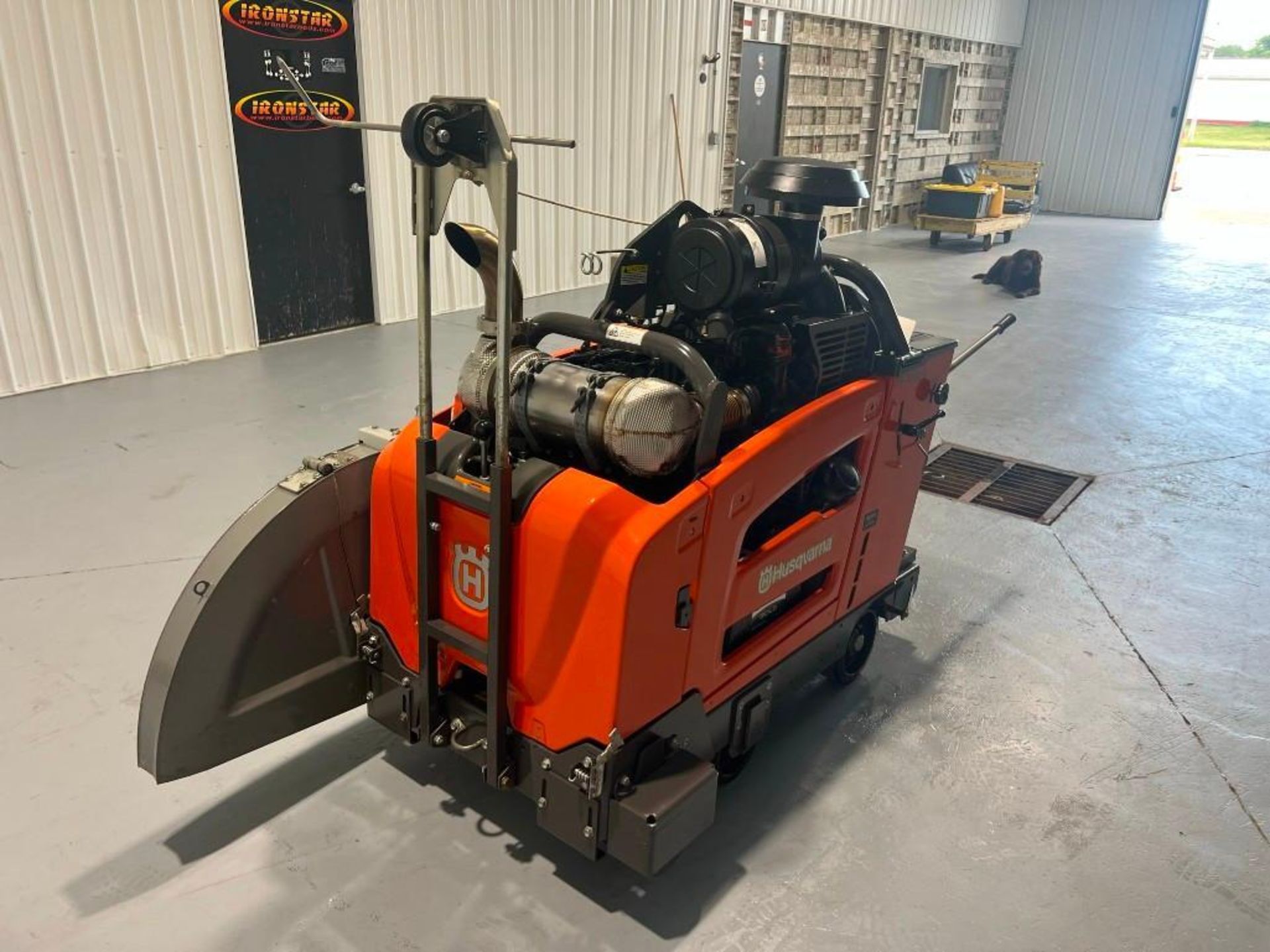 2018 Husqvarna FS7000D walk-behind concrete saw, T4, 42" 3-SP, 122 Hours, located in Mt. Pleasant, - Image 2 of 15