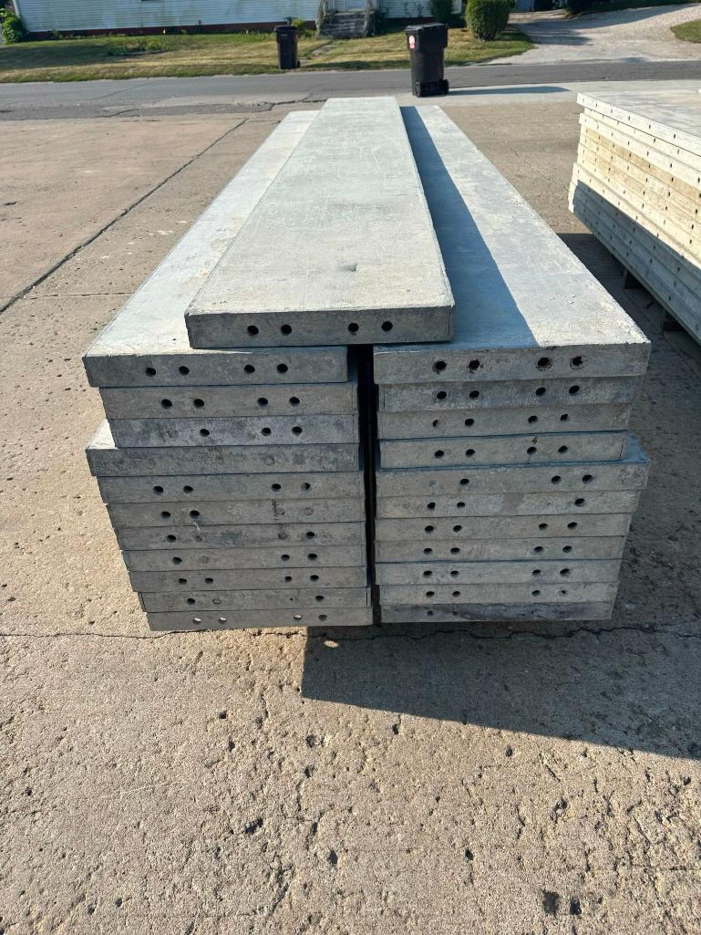 (15) 18" x 12', (8) 16" x 12' Wall-Ties aluminum concrete forms, smooth, 6-12 hole pattern, - Image 2 of 5