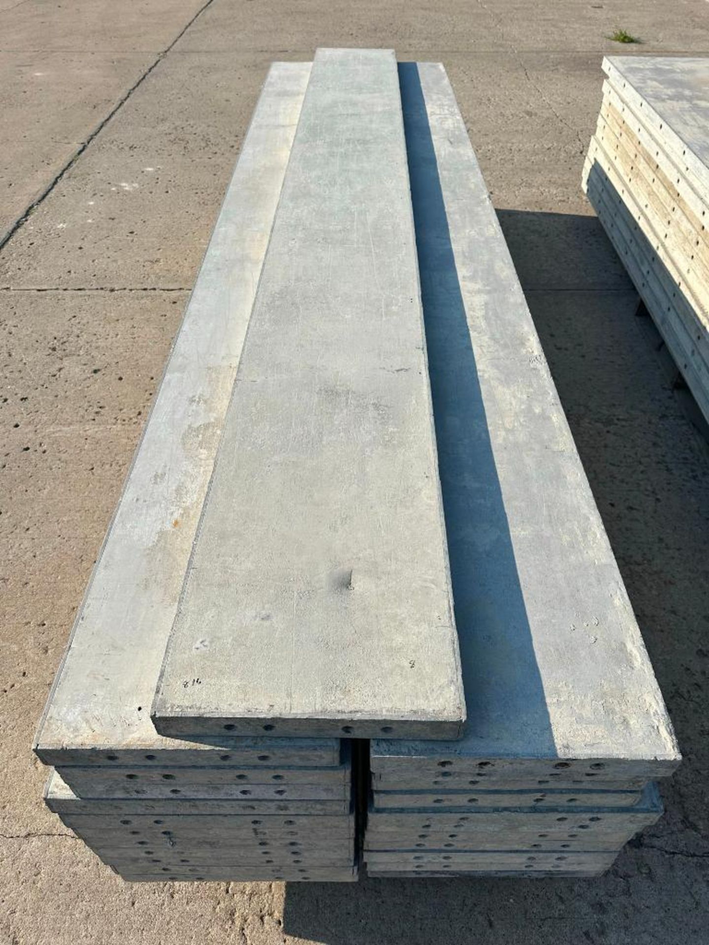 (15) 18" x 12', (8) 16" x 12' Wall-Ties aluminum concrete forms, smooth, 6-12 hole pattern, - Image 3 of 5