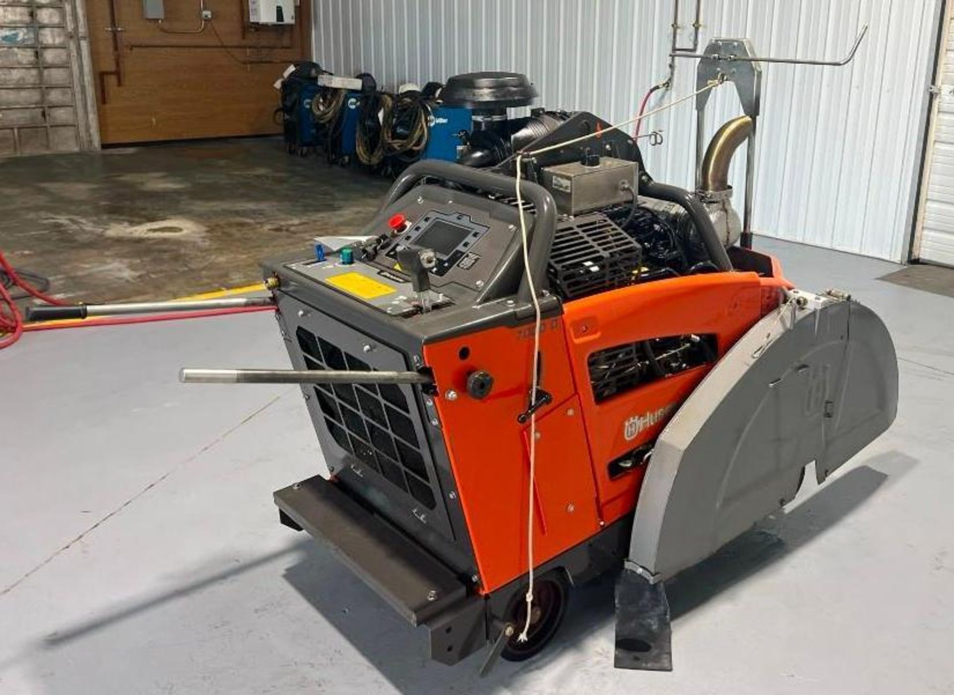 2018 Husqvarna FS7000D walk-behind concrete saw, T4, 42" 3-SP, 122 Hours, located in Mt. Pleasant, - Image 4 of 15