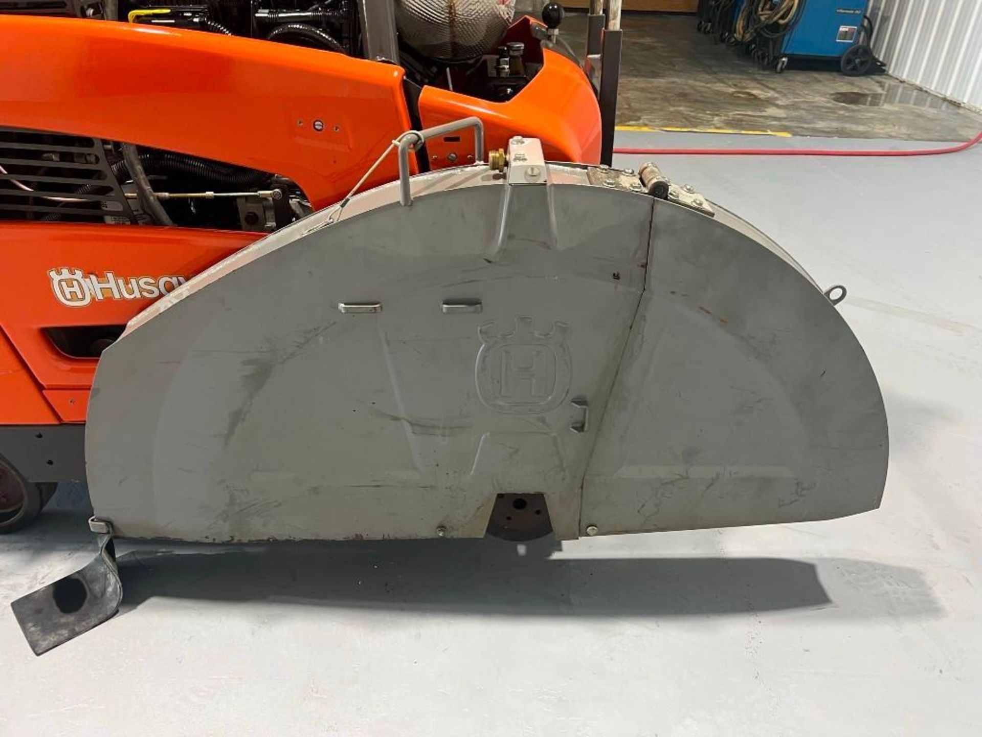2018 Husqvarna FS7000D walk-behind concrete saw, T4, 42" 3-SP, 122 Hours, located in Mt. Pleasant, - Image 11 of 15