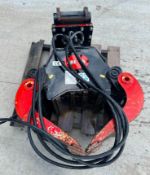 GRP 35 hydraulic grapple attachment