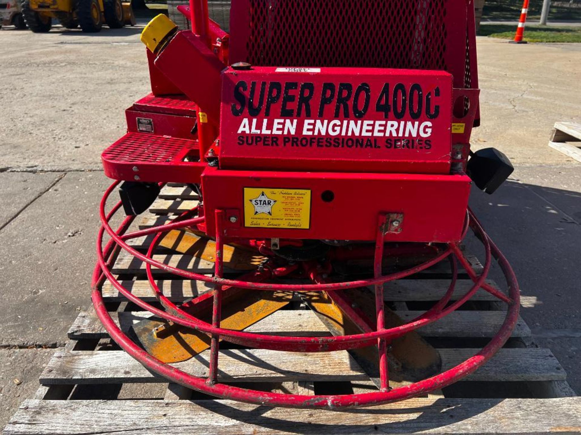 Allen Engineering Ride On Trowel, Super Pro 400C, Model 400C-SHD-PS, S/N: 40C0605002 Kubota V1505- - Image 15 of 19