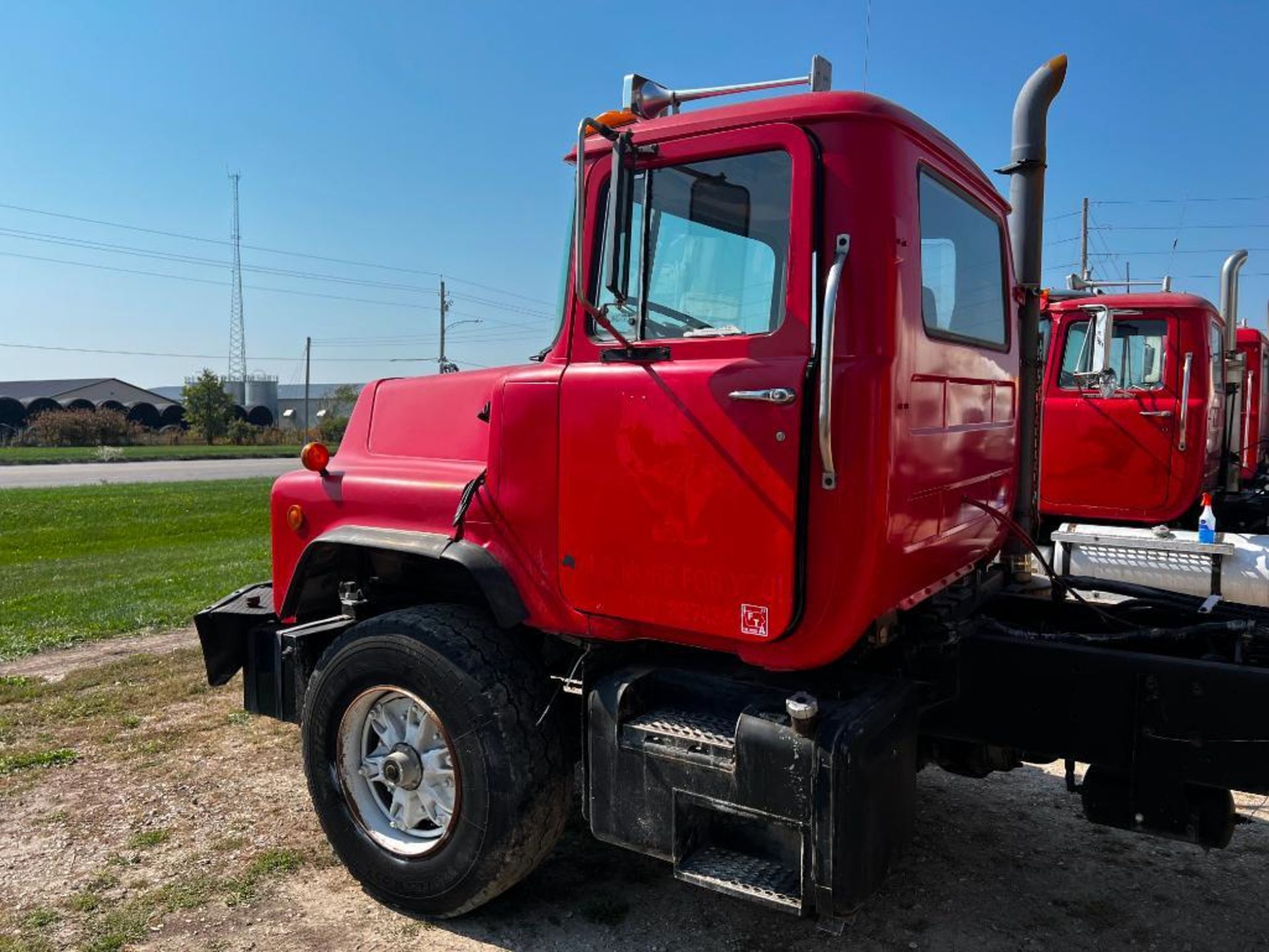 2000 Mack DM690S Concrete Mixer Truck, miles showing: 22,108, hours showing: 1,679, Maxitorque T2070 - Image 28 of 36