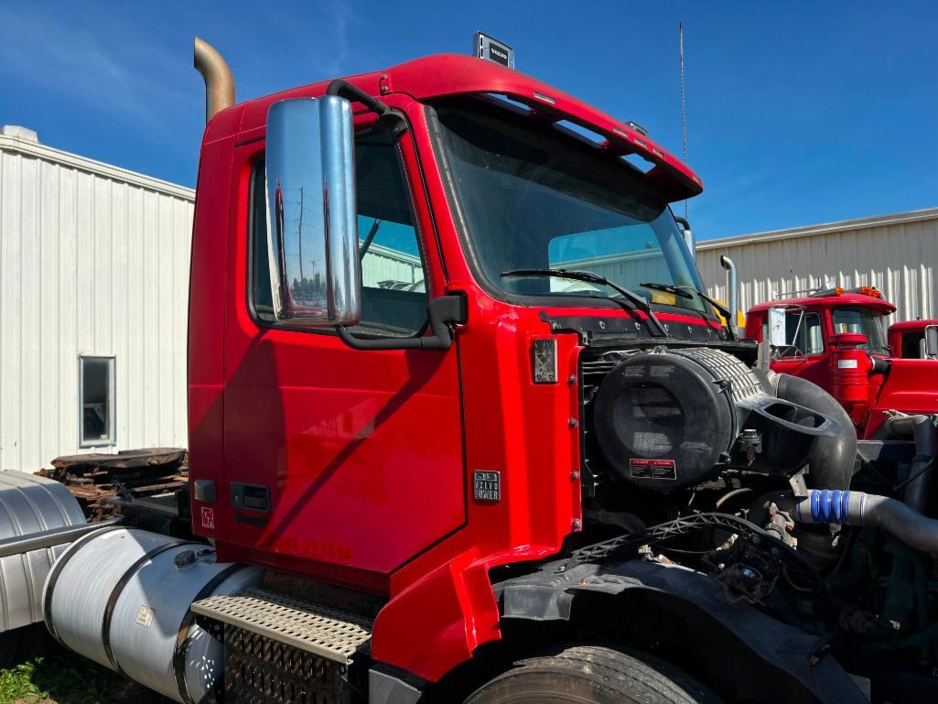 2009 Volvo D13 Tractor/Truck, miles showing 95,814, Easton Fuller 10 Speed Transmission, 435 HP - Image 31 of 31