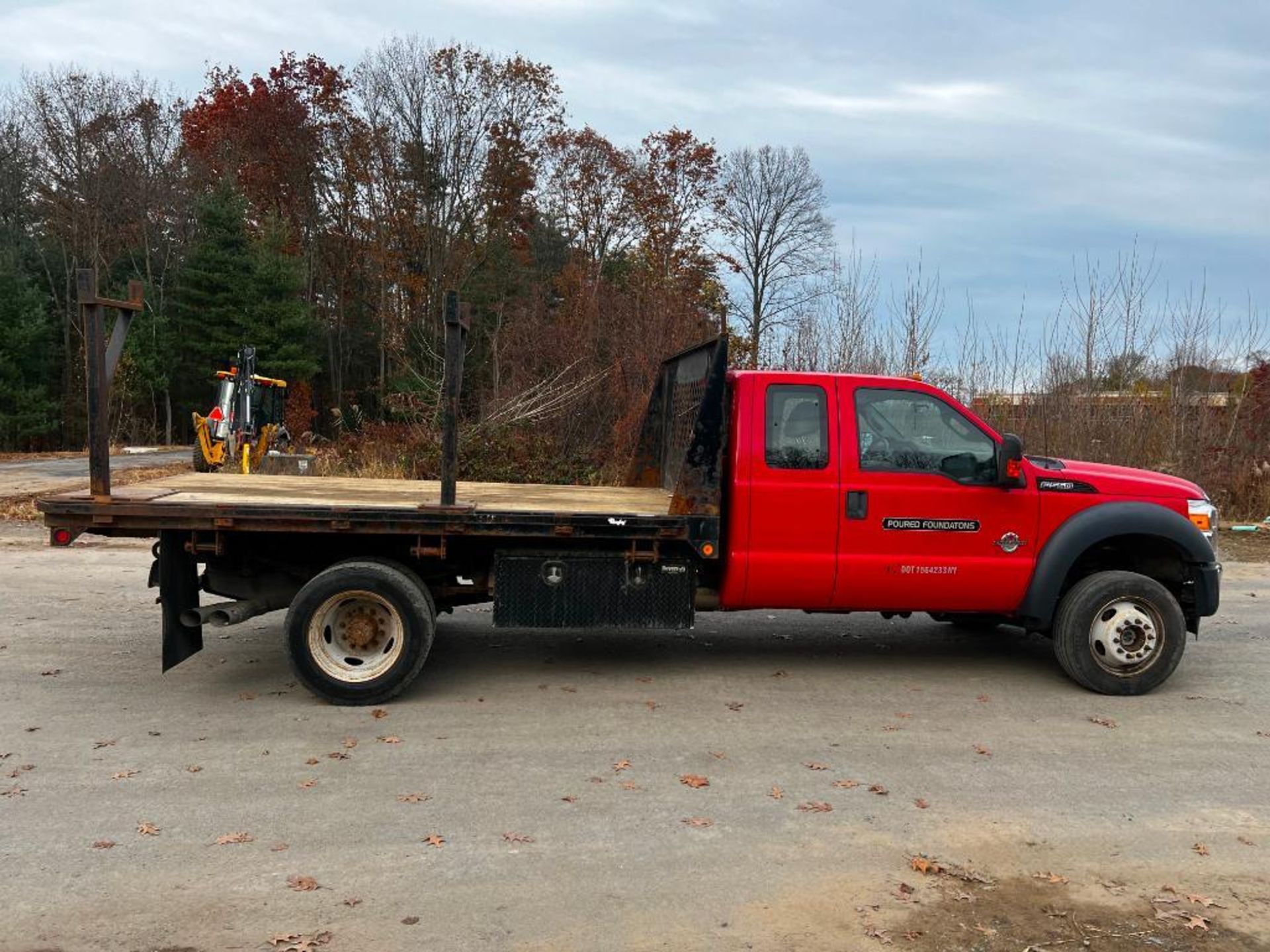 2016 Ford F550 Super Duty Power Stroke 6.7L truck, 4x4, dually, 98,306 miles, 8' x 12' flatbed, VIN: - Image 5 of 31