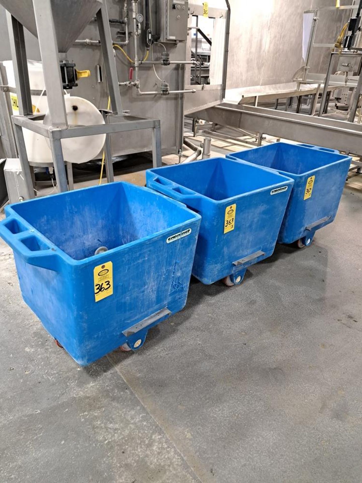 Saeplast Plastic Dump Buggies, 400 Lb. capacity: Required Loading Fee $100.00, Rigger-Norm