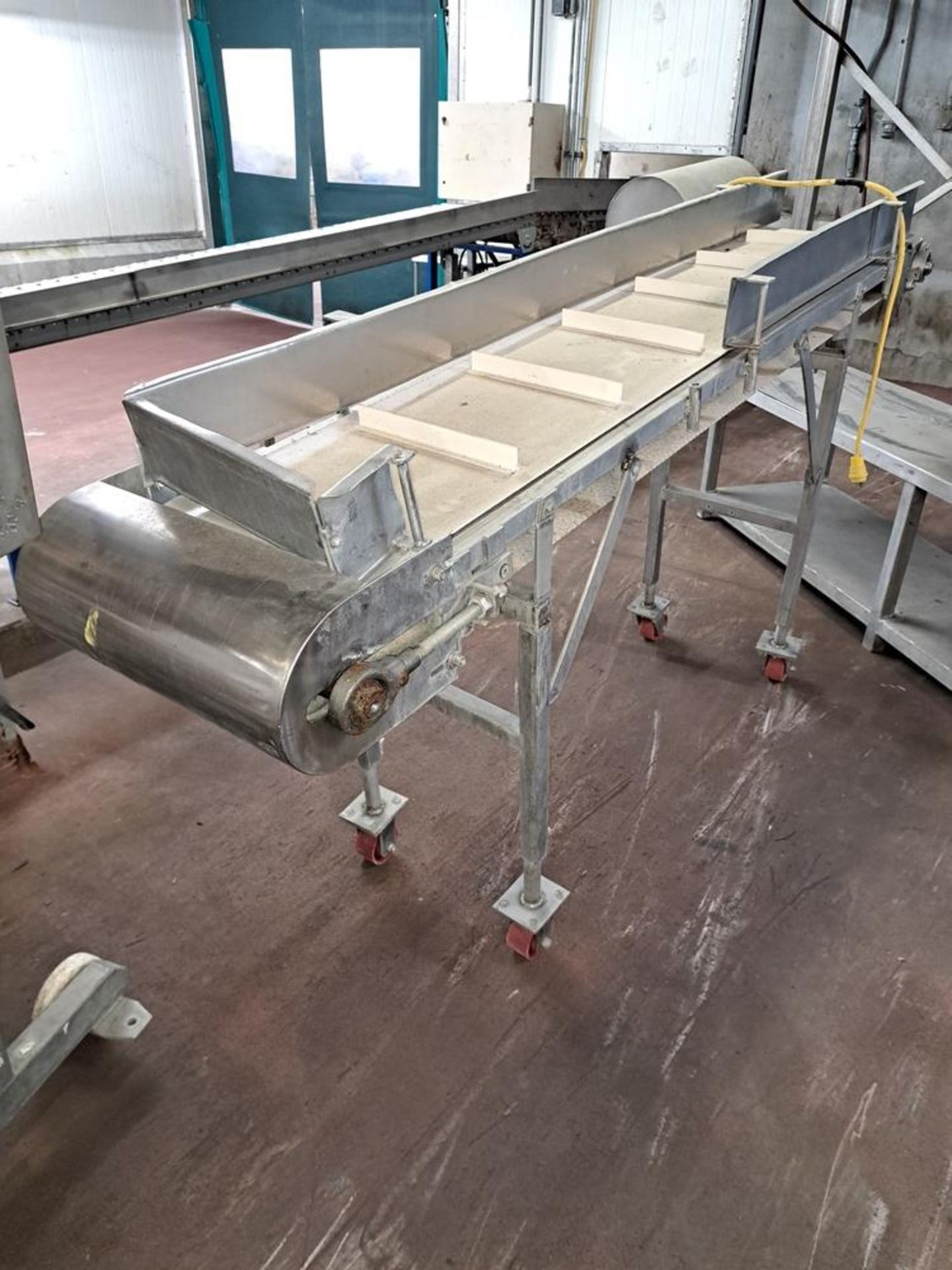 Portable Stainless Steel Conveyor, 16" W X 92" L flighted plastic belt, 36" infeed, 48" discharge: - Image 2 of 2