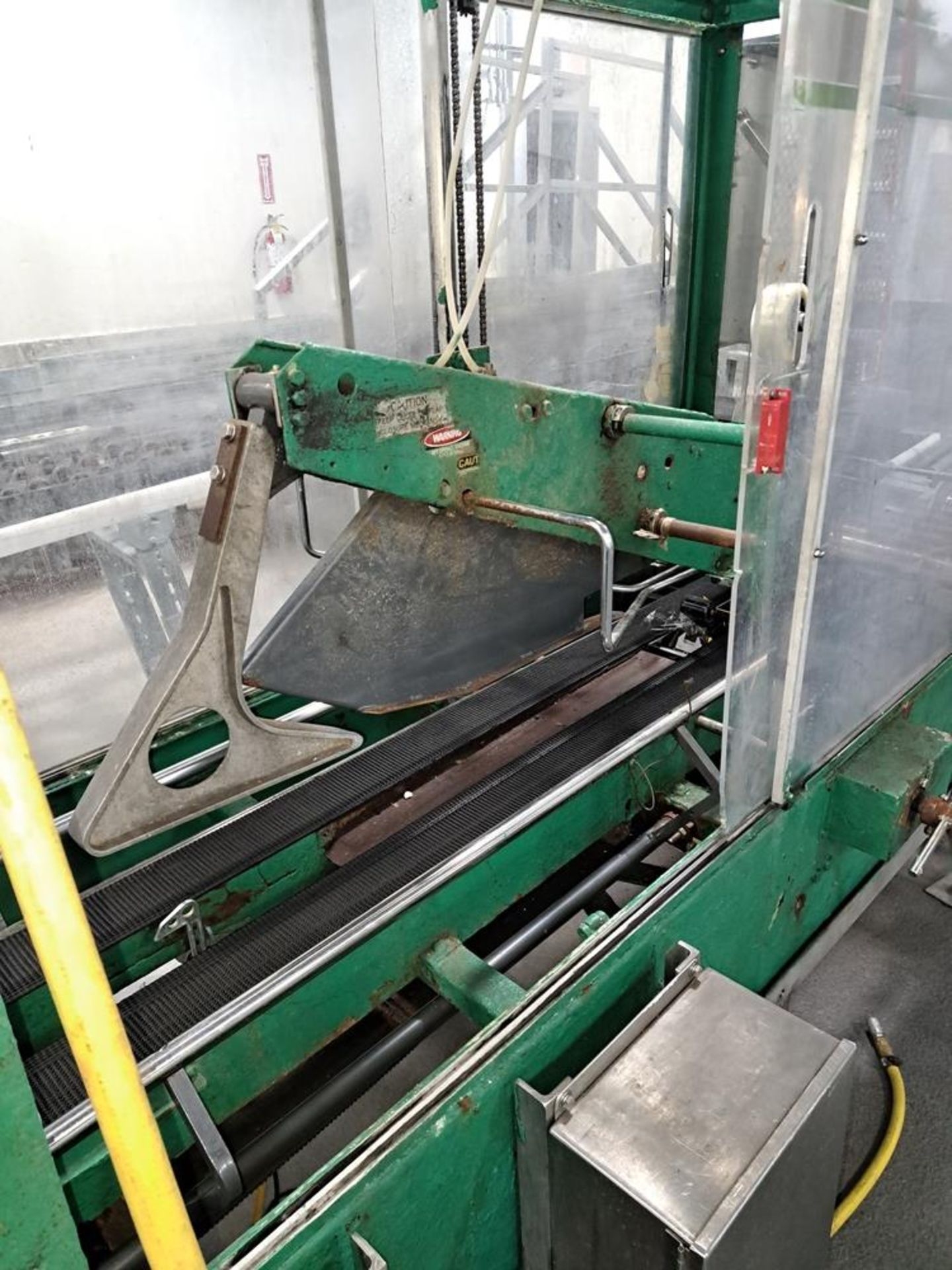 Tape Machine, top bottom tape heads, infeed conveyor, roller conveyor outfeed: Required Loading - Image 3 of 4