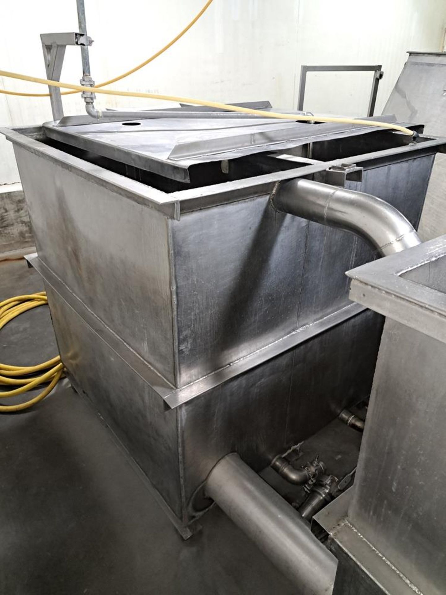 Stainless Steel Plate Chiller, 19 plates, 32 corrugations, (2) S.S. Stainless Steel Tanks, 4' W X 6' - Image 9 of 10