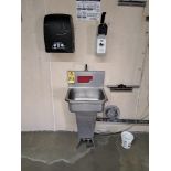 Lot Stainless Steel Hand Wash Sink, foot pedal activated with soap towel dispenser: Required Loading