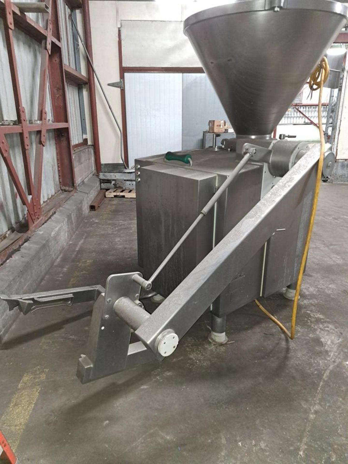 Vemag Vacuum Stuffer with loader: Required Loading Fee $400.00, Rigger-Norm Pavlish, Nebraska - Image 2 of 6