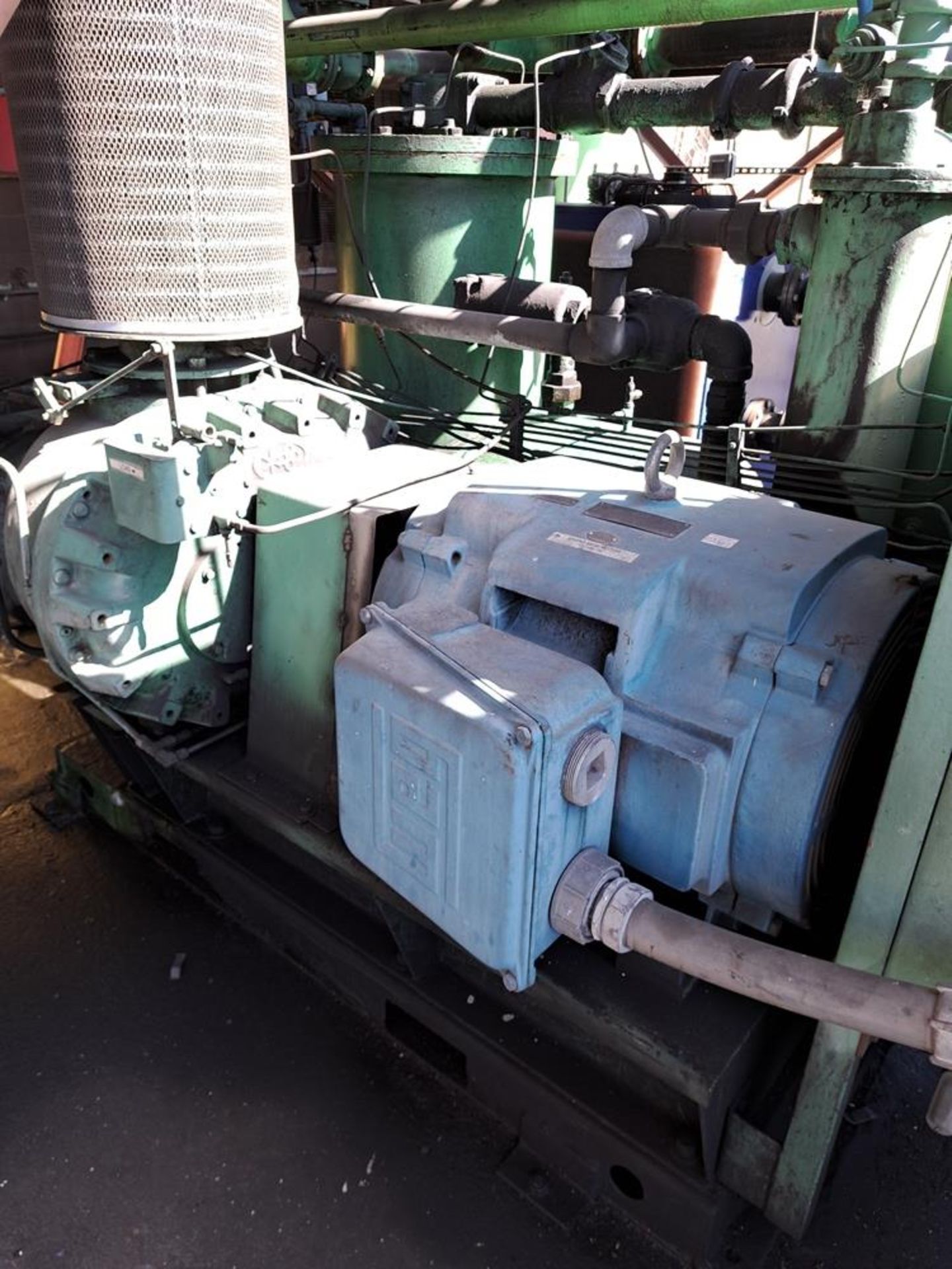 Sullair Air Compressor, 200 h.p., 30" Dia. X 54" L holding tank: Required Loading Fee $3000.00, - Image 3 of 4