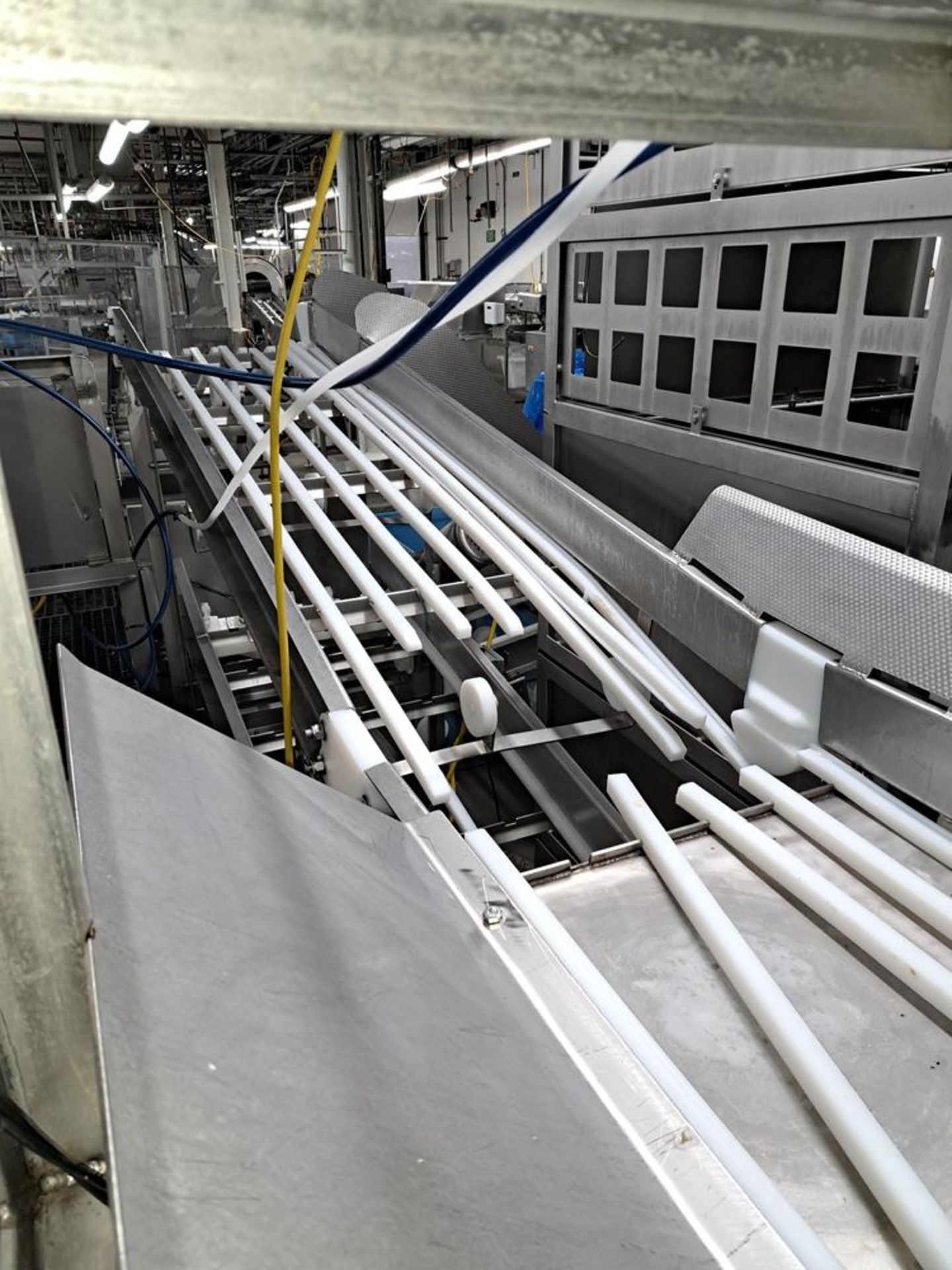 Stainless Steel Double Incline Conveyor, 24" W X 17' L, bottom conveyor, 24" W X 23' L top conveyor, - Image 6 of 6
