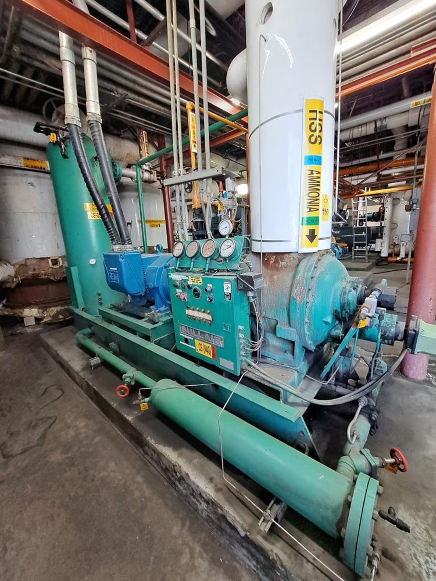 Sullair Air Compressor with 30" Dia. X 8' T tank: Required Loading Fee $13000.00, Rigger-Norm